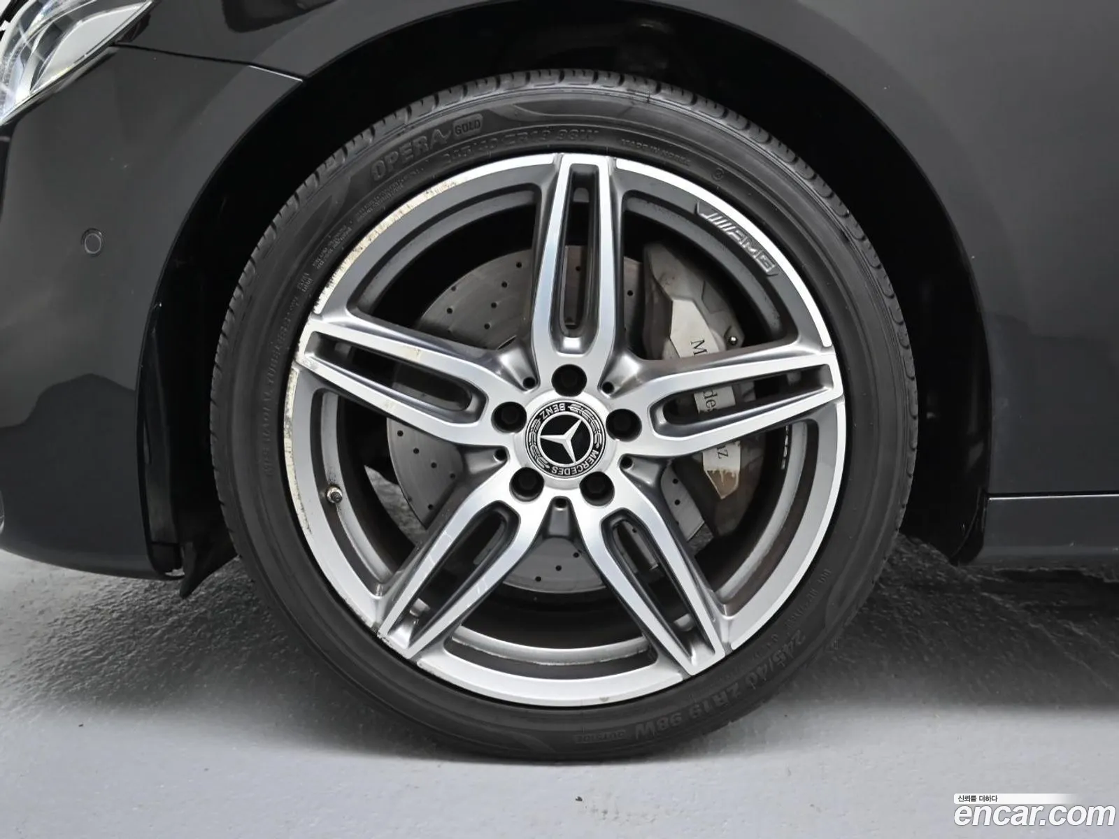Mercedes E-Class W213 E300 4Matic Amg Line - фотография 19123155