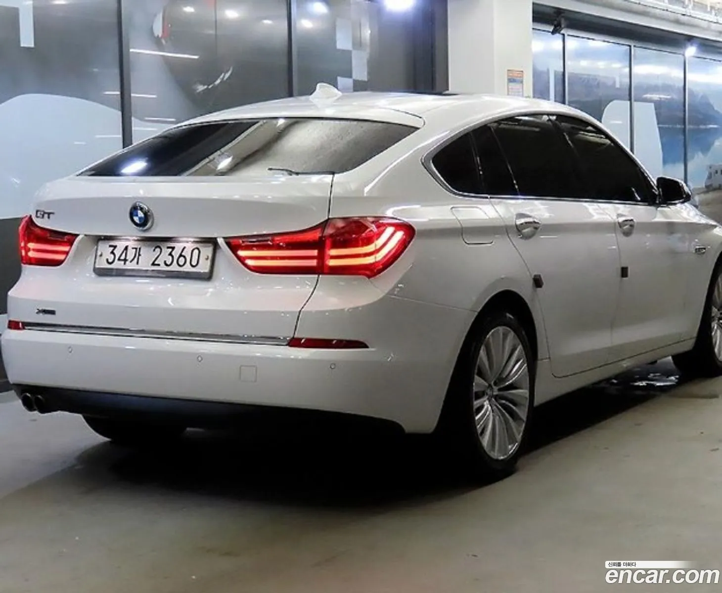 BMW 5 Series Gt F07 Gt 30D xDrive - фотография 6689164