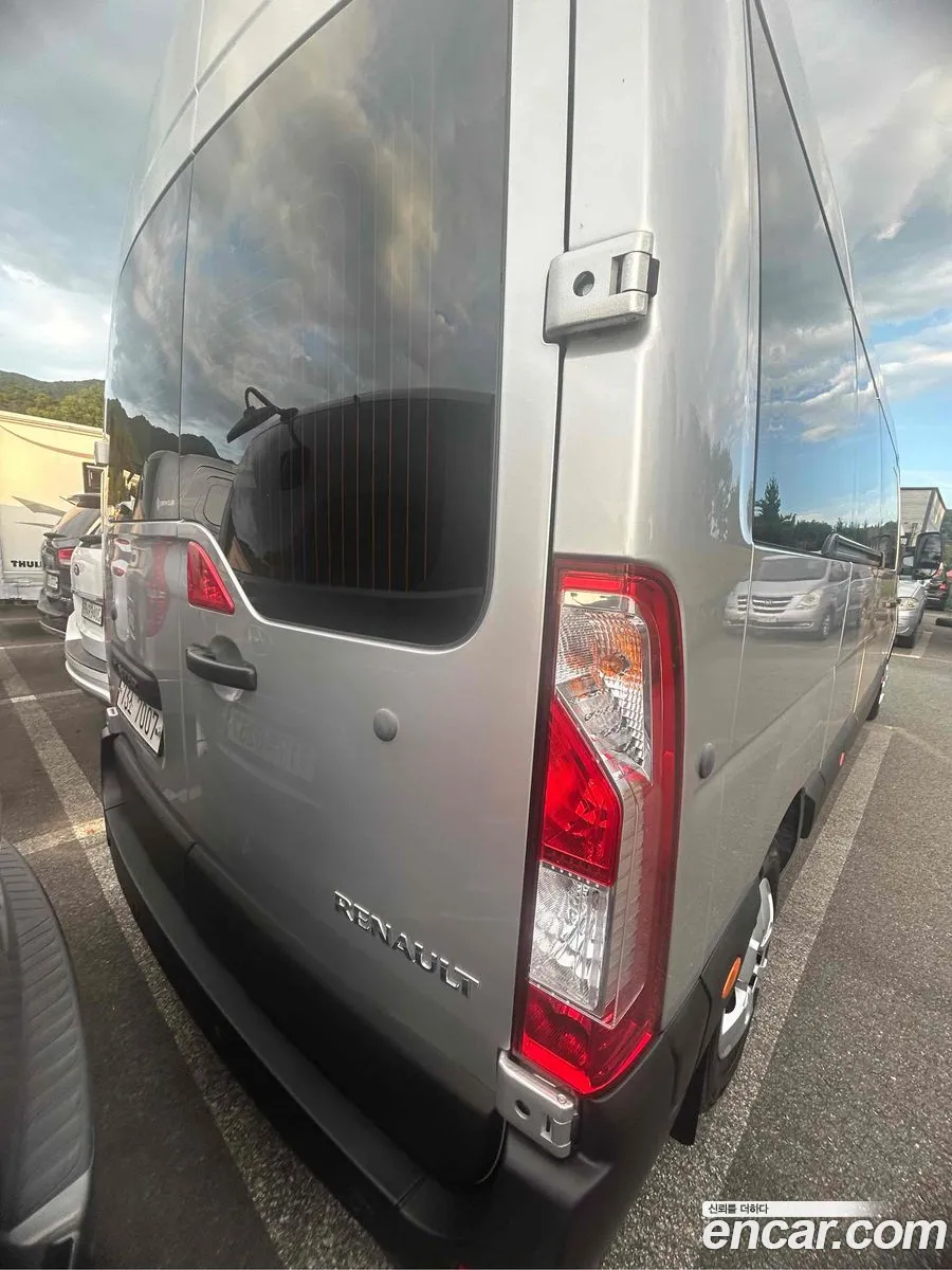 Renault Korea Samsung Master 23 15-Seater - фотография 6817814
