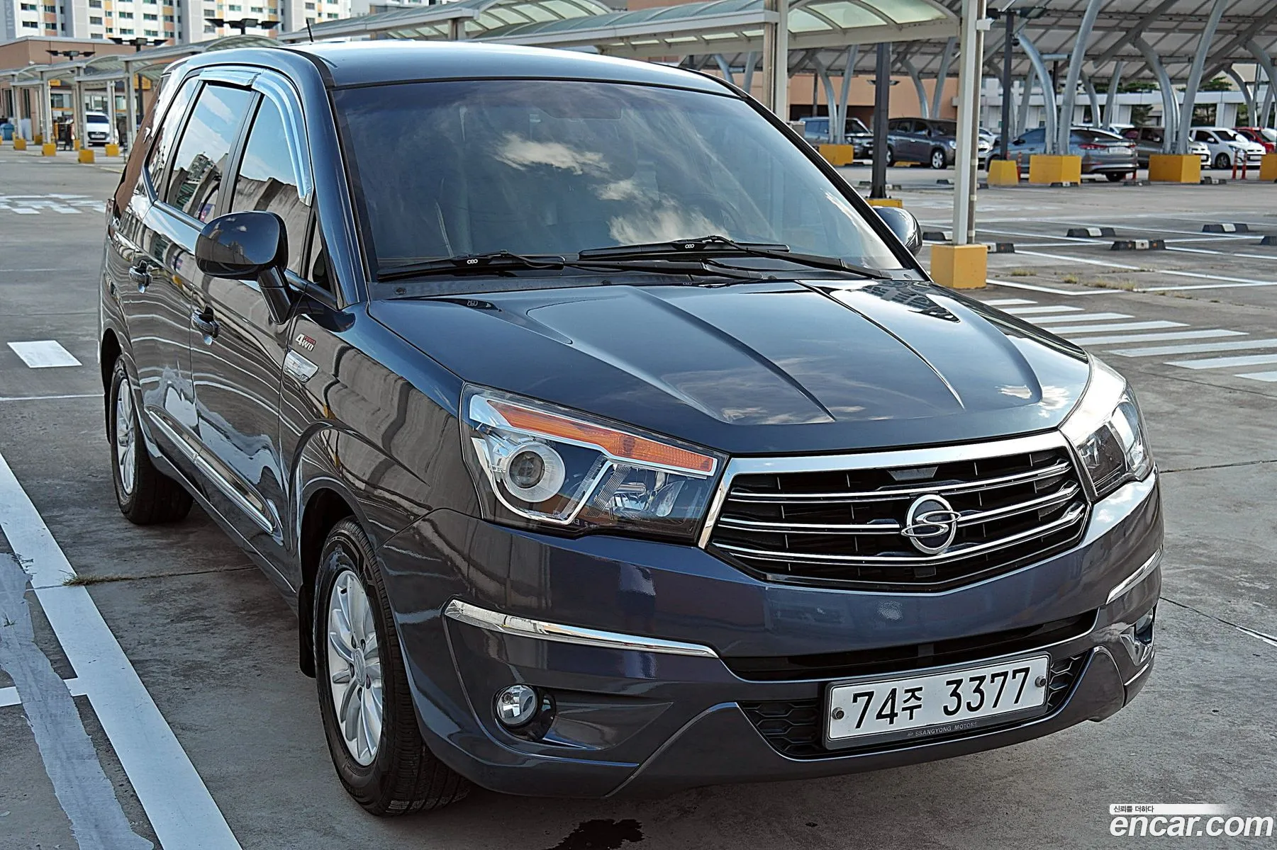 Kg Mobility Ssangyong Korando Turismo 4Wd Lt 11-Seater - фотография 6851372