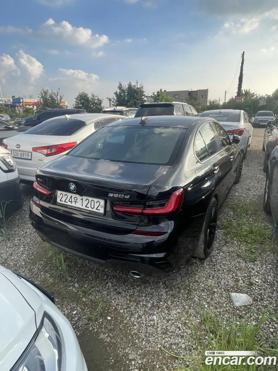 BMW 3 Series G20 320D M Sports - фотография 6831279