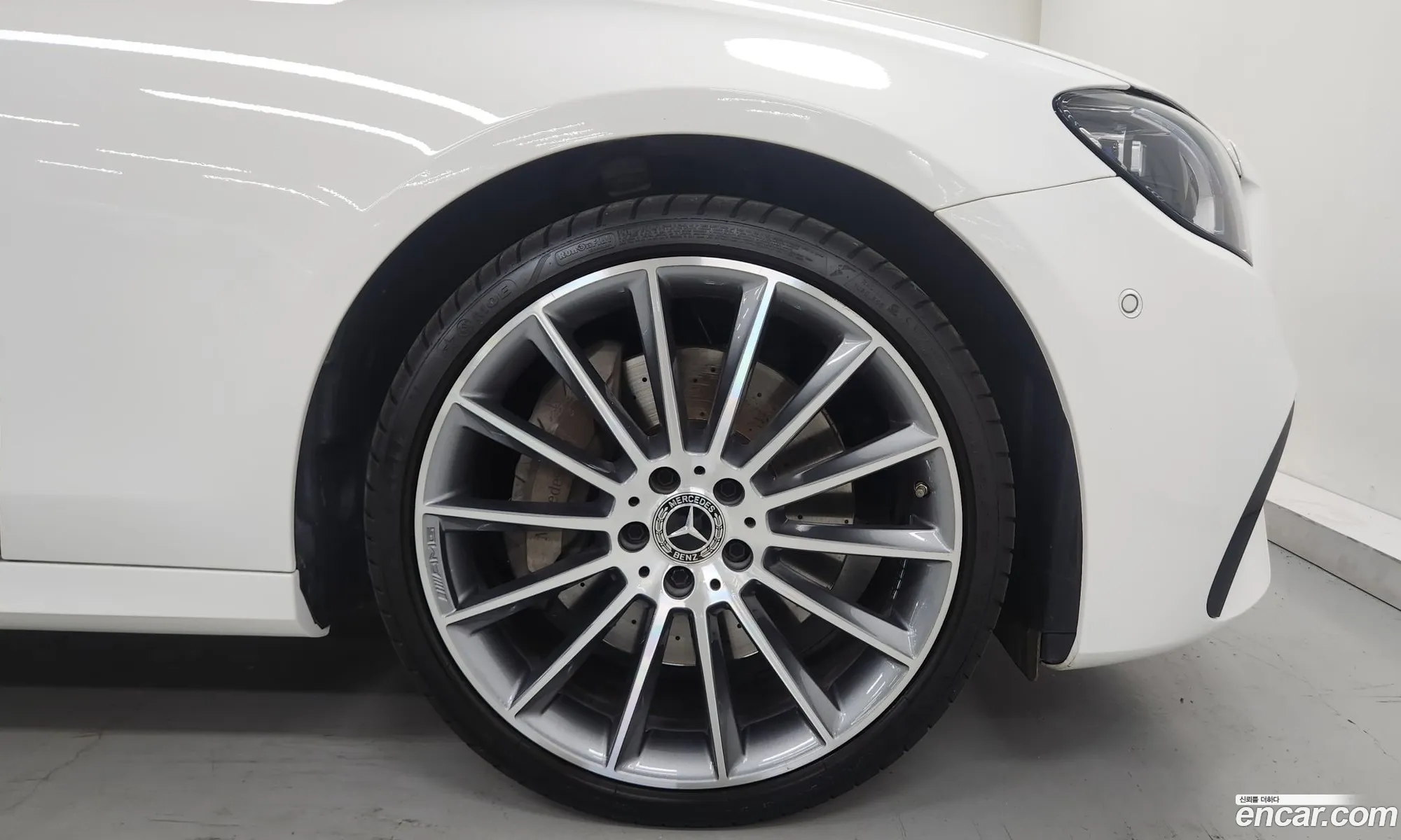 Mercedes E-Class W213 E350 4Matic Amg Line - фотография 19130968