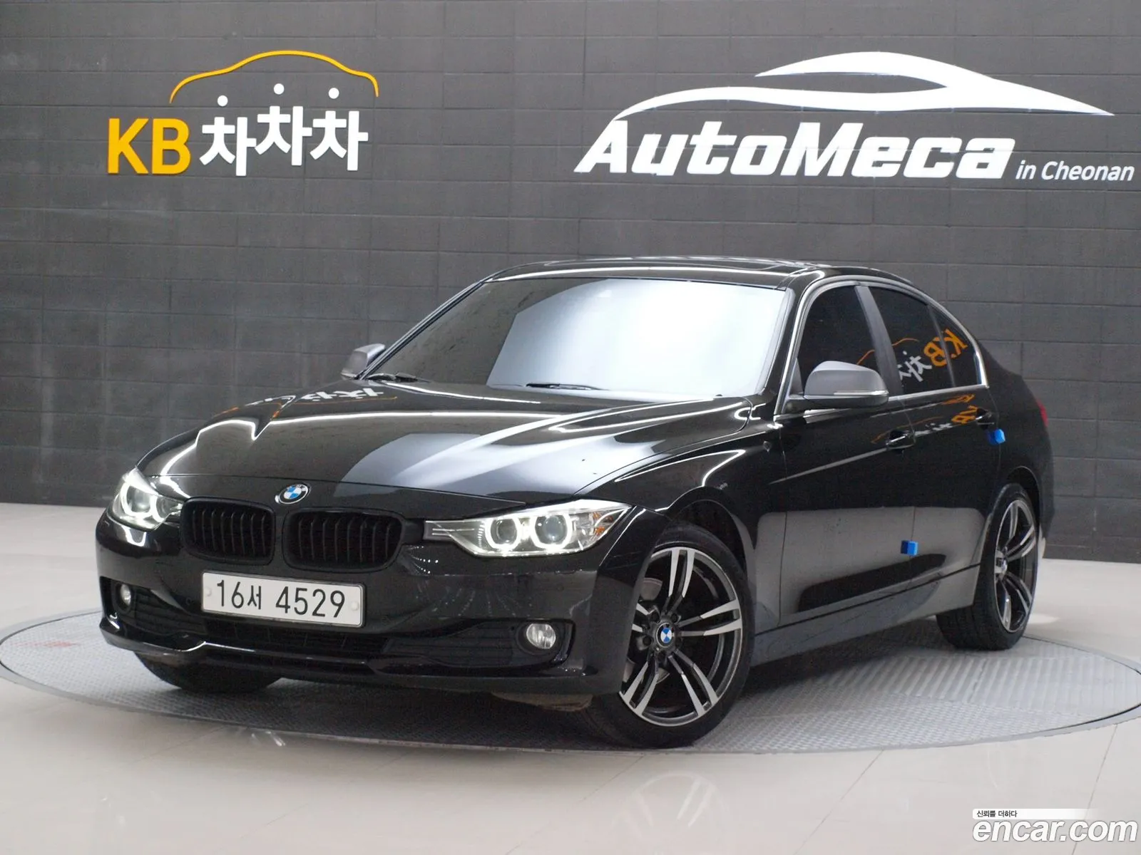 BMW 3 Series F30 320I - фотография 17843886
