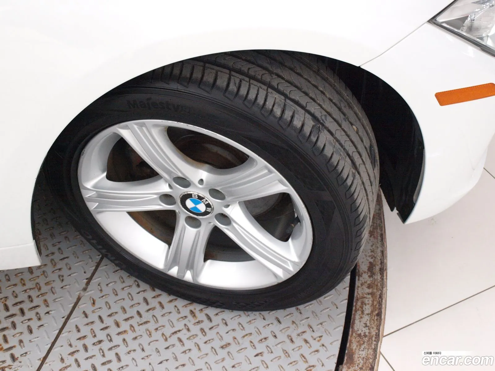 BMW 3 Series F30 320I - фотография 17843890