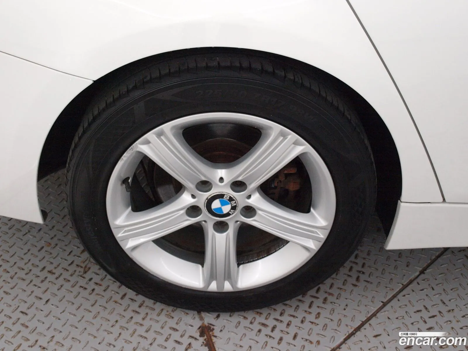 BMW 3 Series F30 320I - фотография 17843891