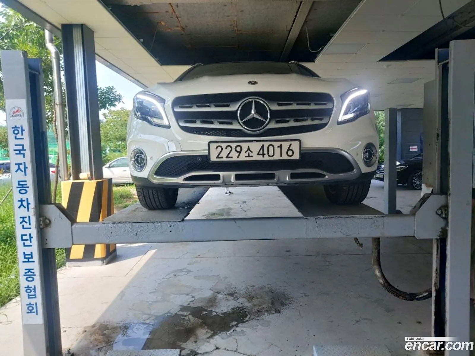 Mercedes Gla-Class X156 Gla220 Premium - фотография 19089568