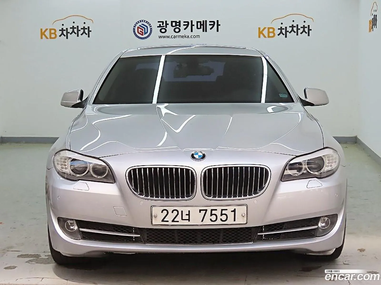 BMW 5 Series F10 520D - фотография 17916553