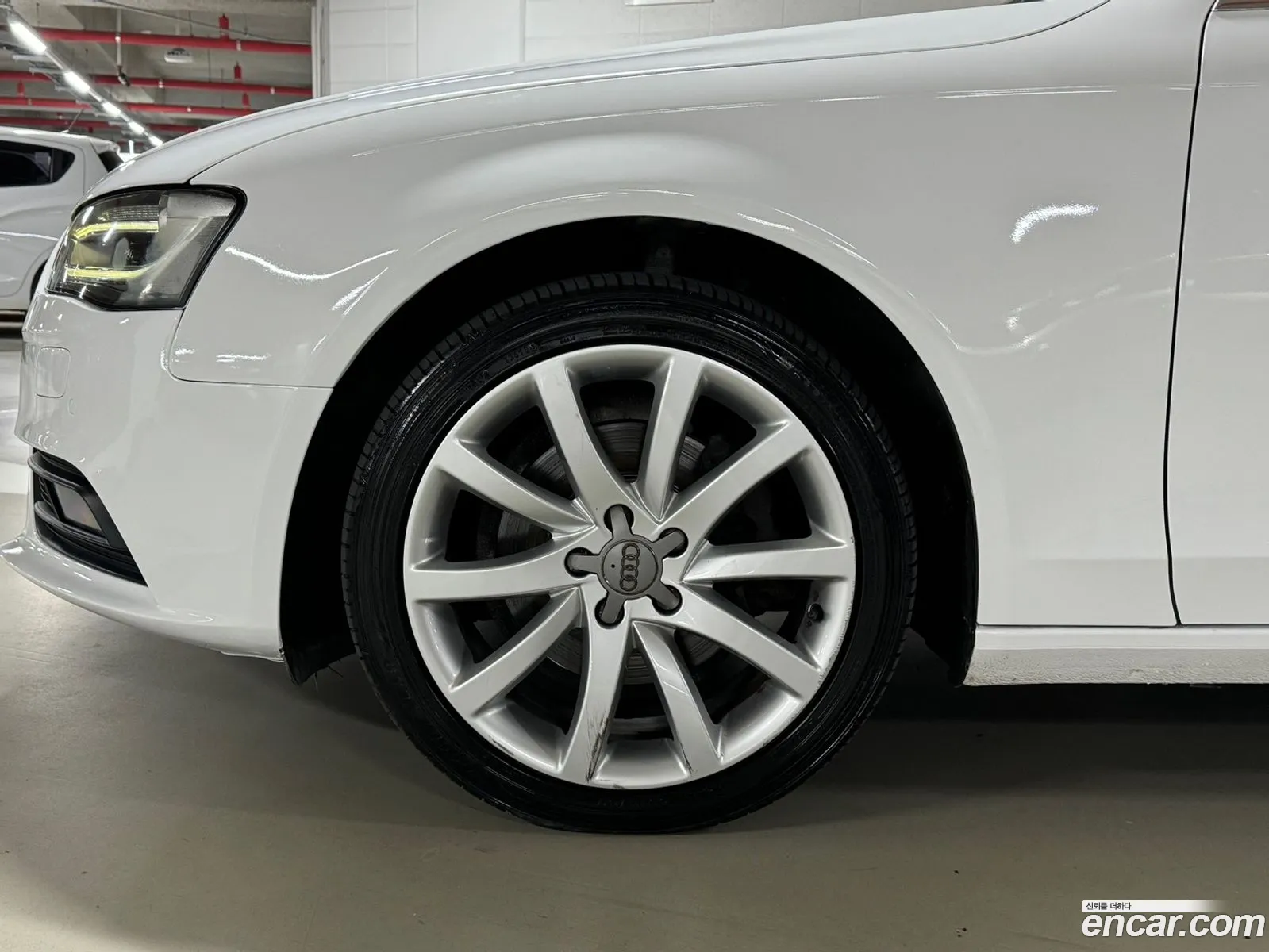 Audi New A4 30 Tdi Dynamic B8 - фотография 377421