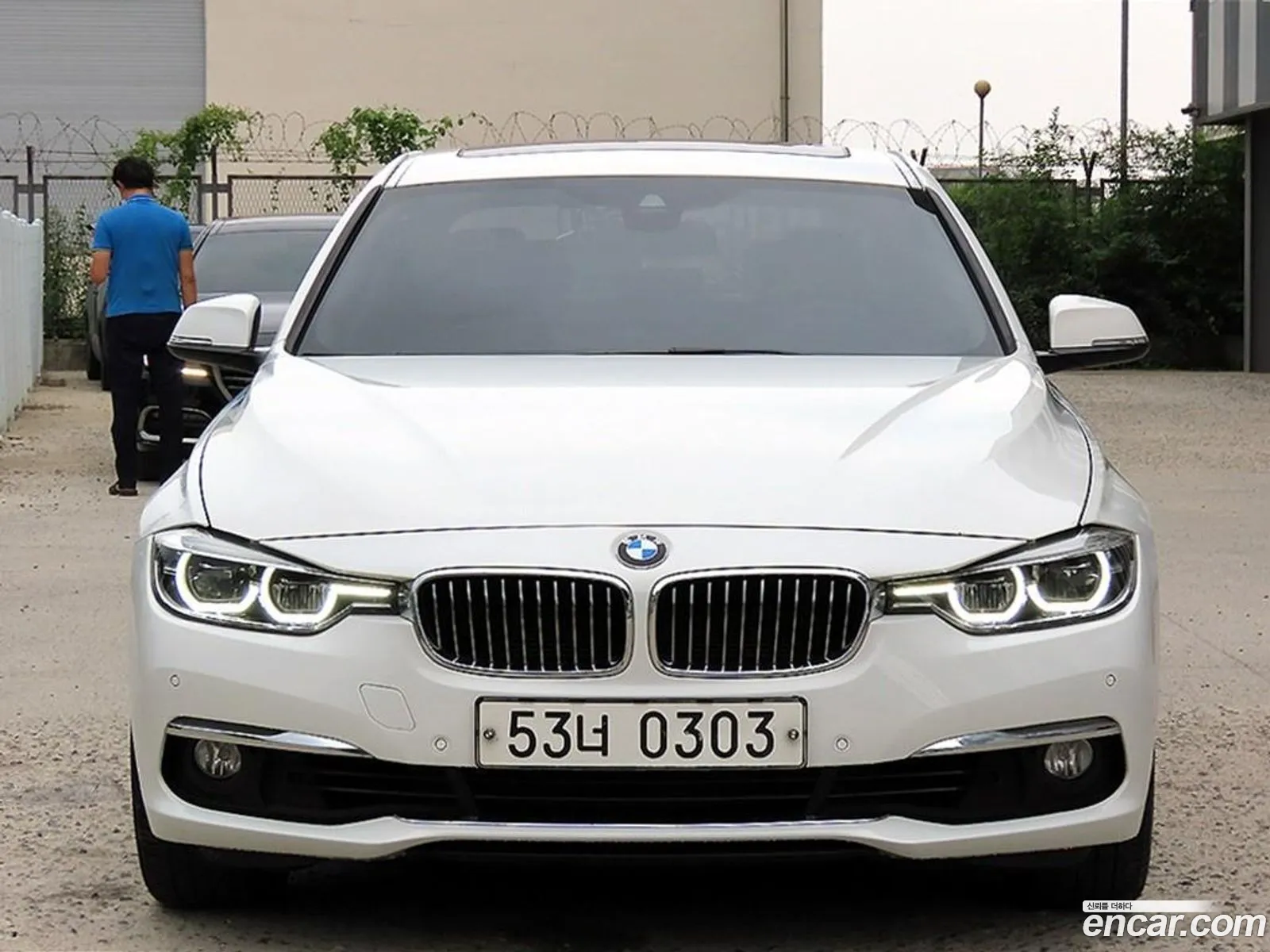 BMW 3 Series F30 320I Luxury - фотография 17916546