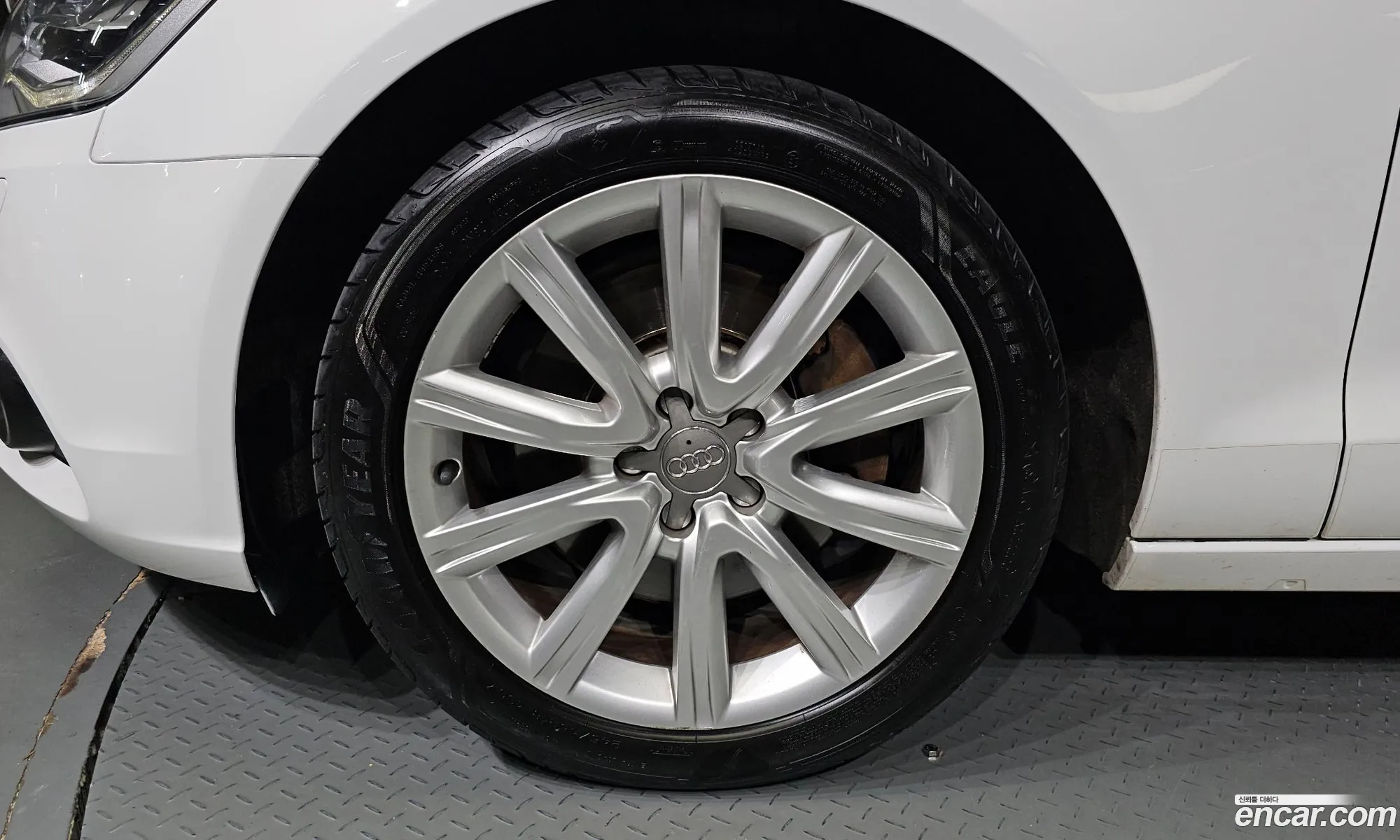 Audi New A6 45 Tdi Quattro C7 - фотография 380748