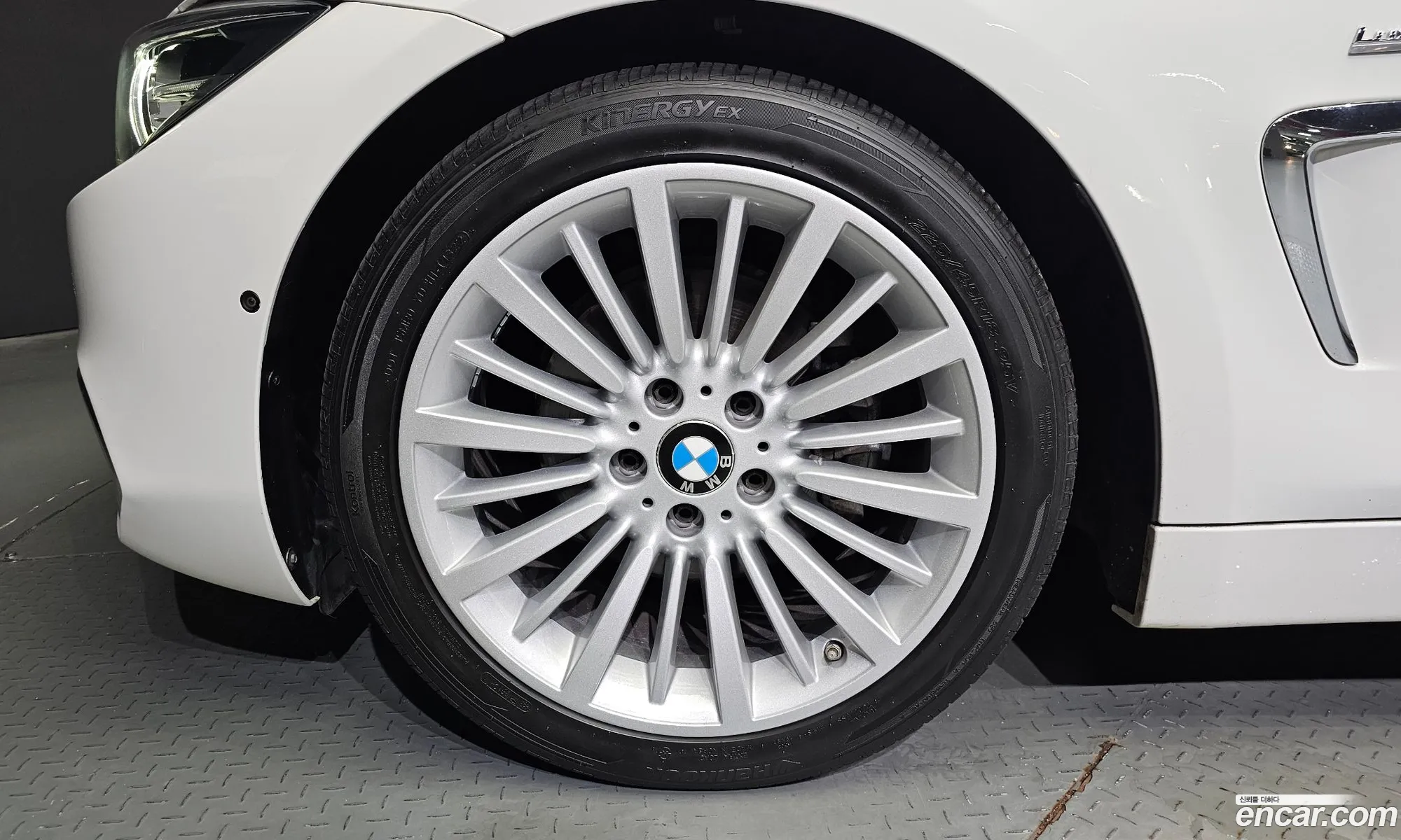 BMW 4 Series F32 420D Luxury Gran Coupe - фотография 6938324