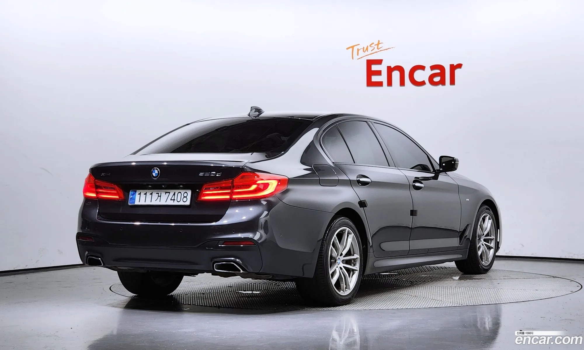 BMW 5 Series G30 520D xDrive M Sports - фотография 18026421