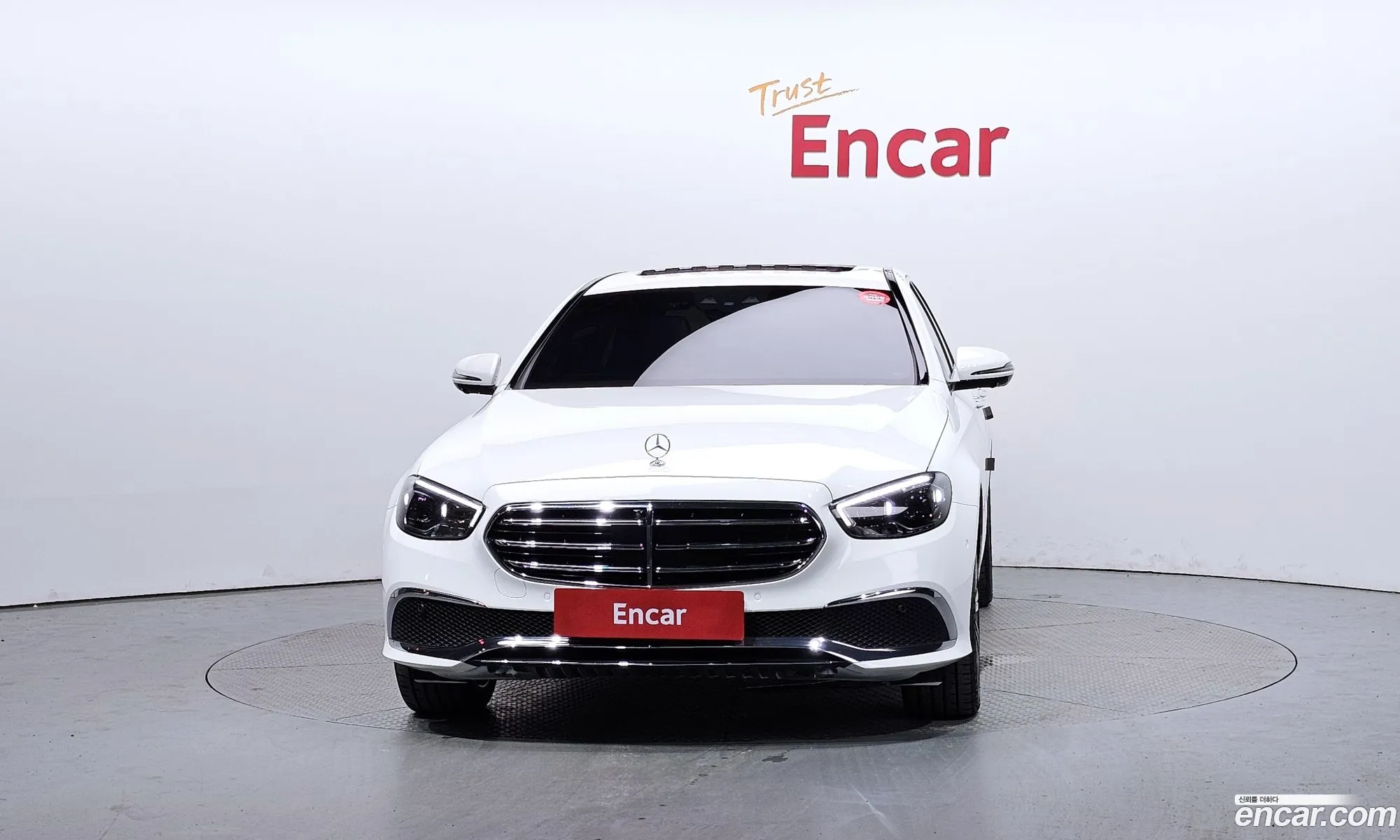Mercedes E-Class W213 E350 4Matic Exclusive - фотография 19109746