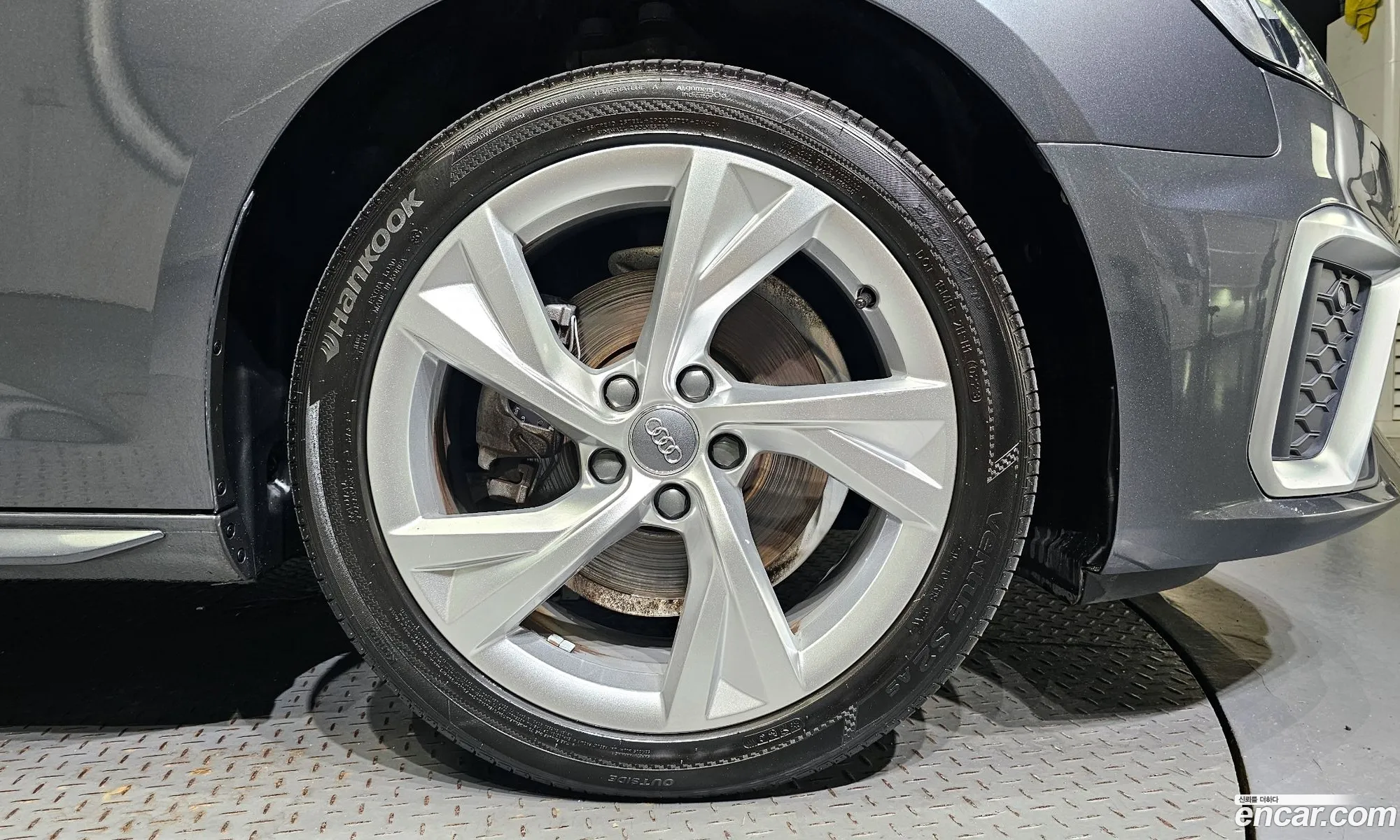 Audi A4 B9 40 Tfsi Premium - фотография 12834970