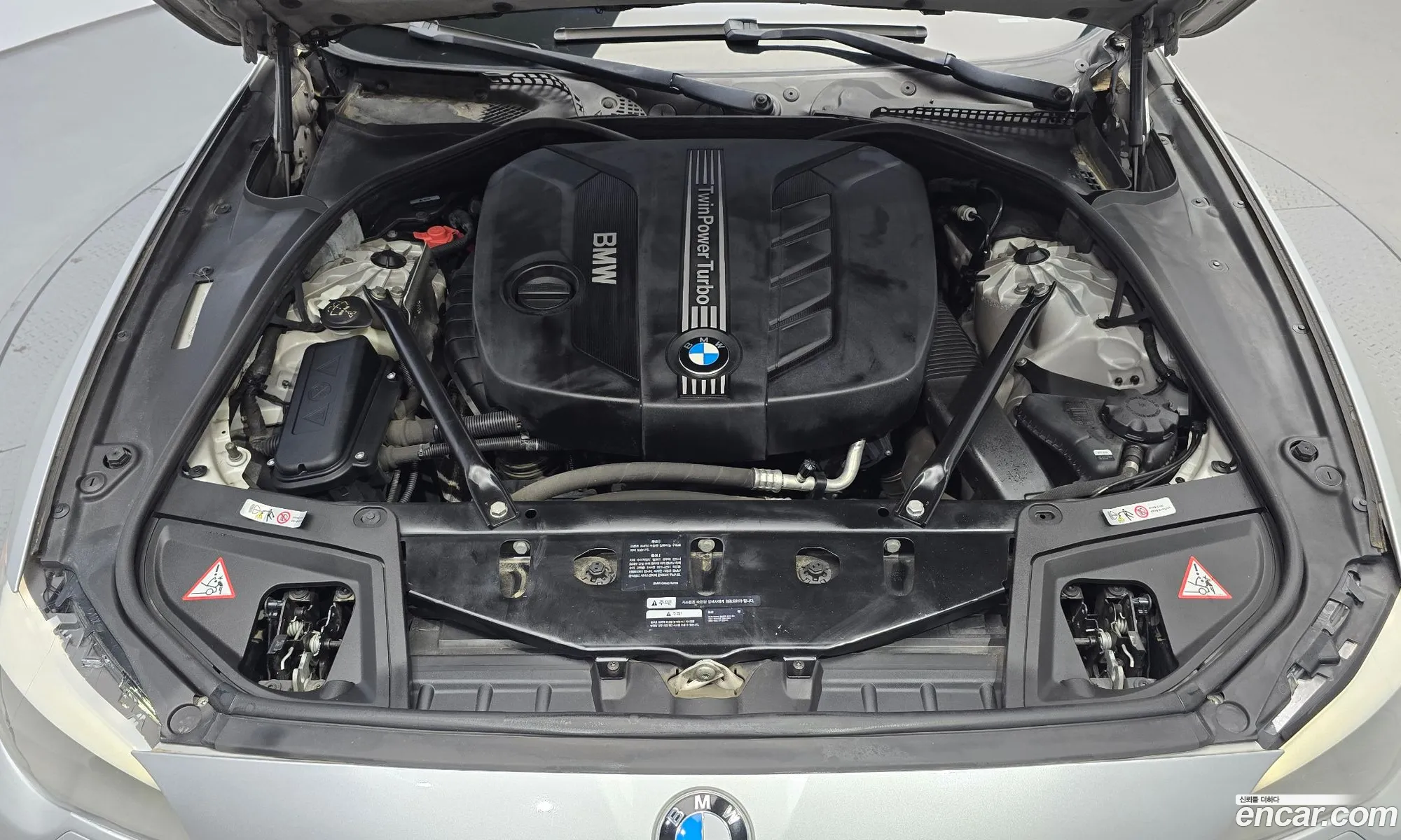 BMW 5 Series F10 520D - фотография 18299044