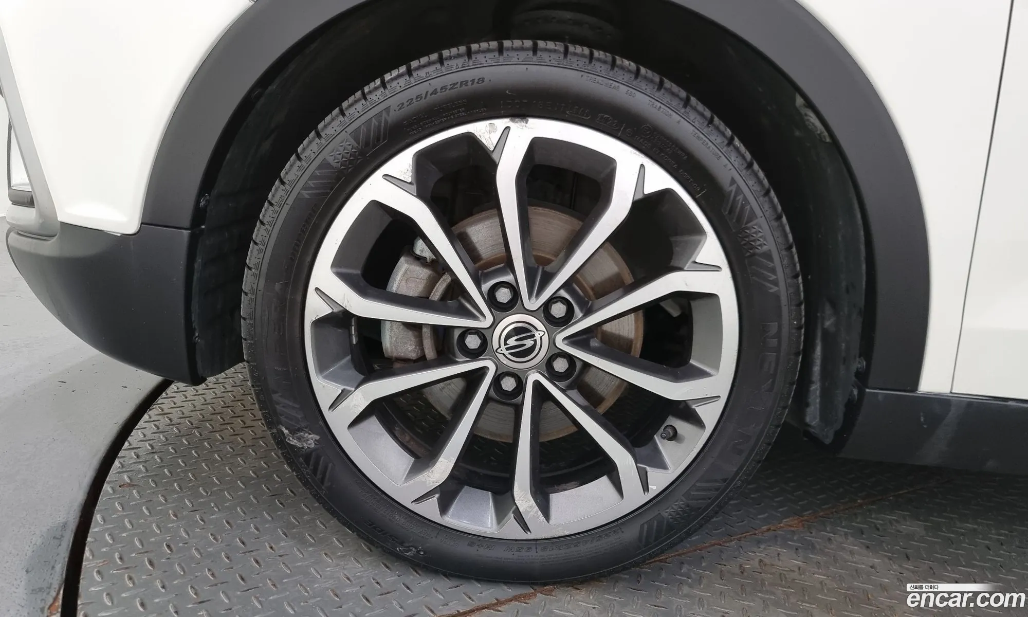 Kg Mobility Ssangyong Tivoli Air Diesel Ix 2Wd - фотография 6949278