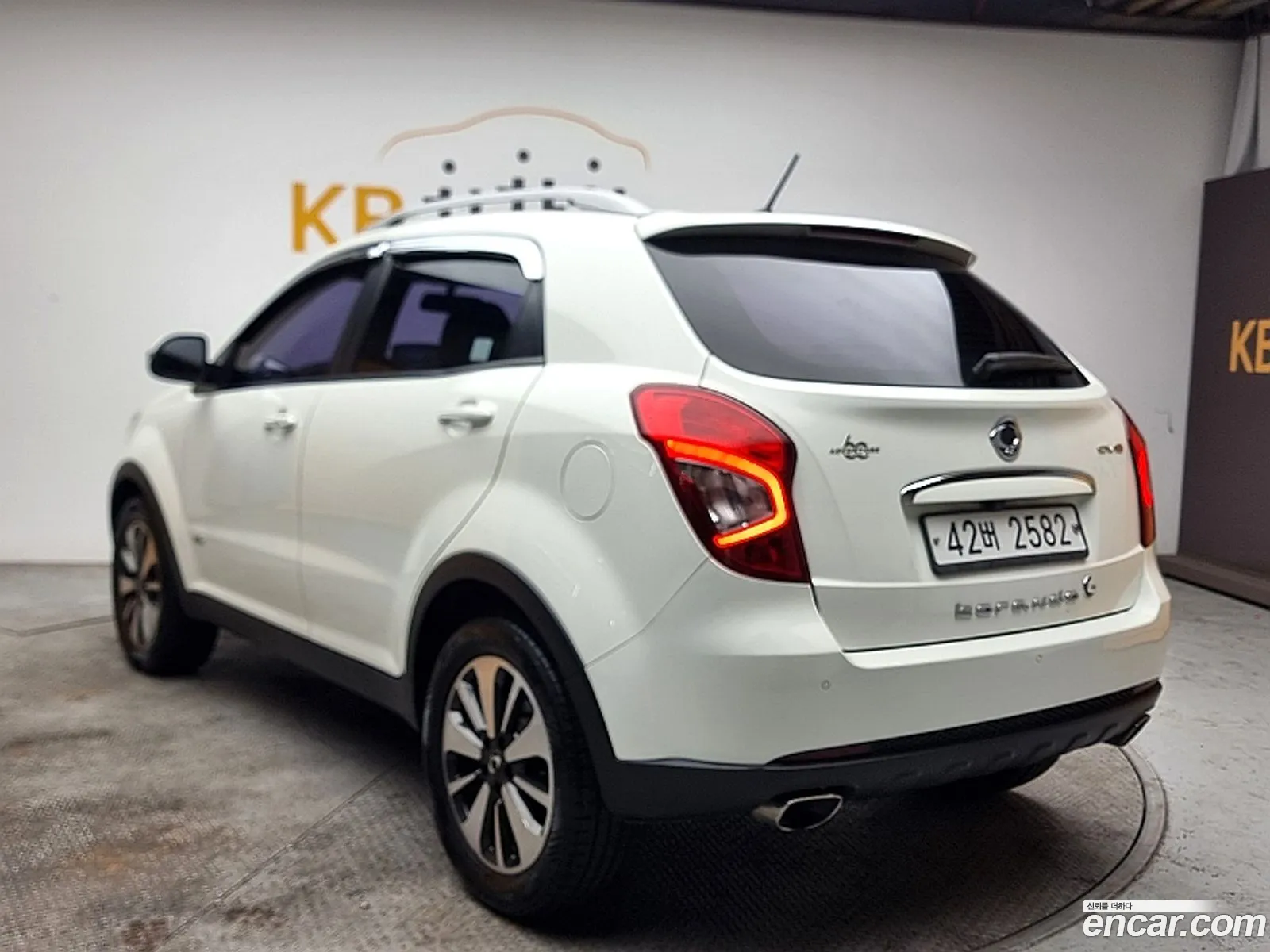 Kg Mobility Ssangyong New Korando C 20 Adventure 60Th Edition 4Wd - фотография 8763382