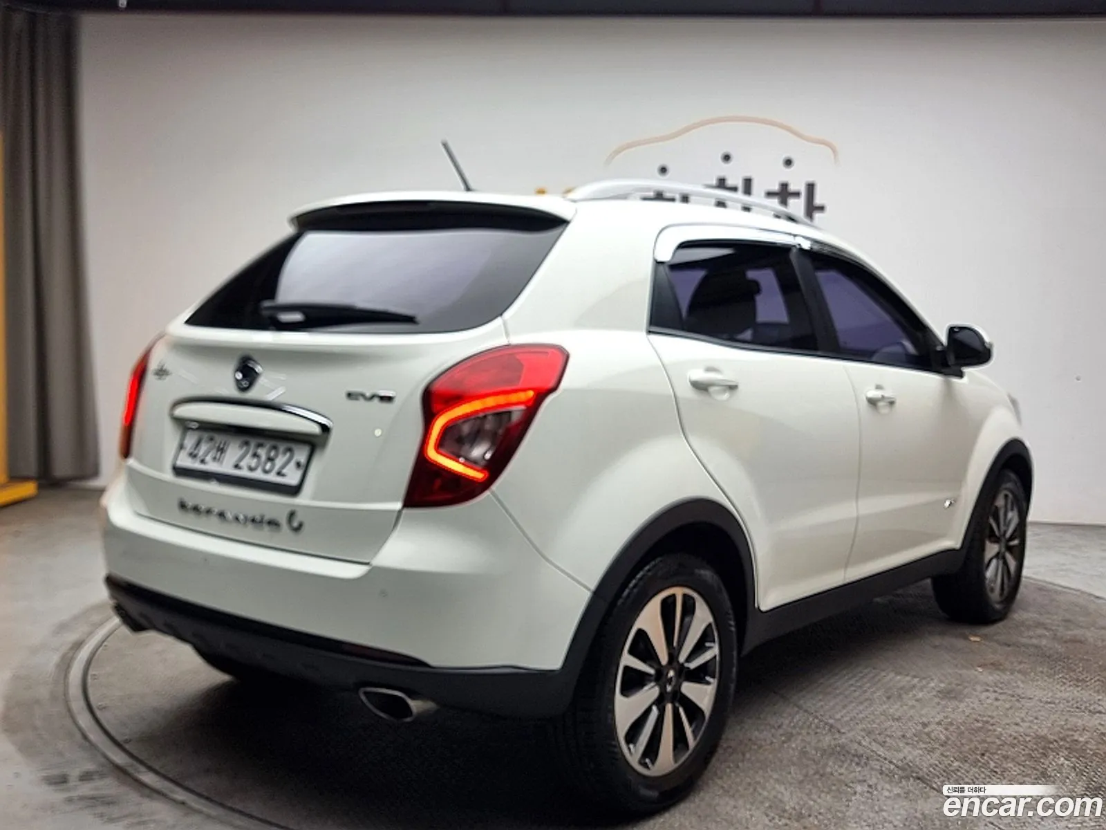 Kg Mobility Ssangyong New Korando C 20 Adventure 60Th Edition 4Wd - фотография 8763383