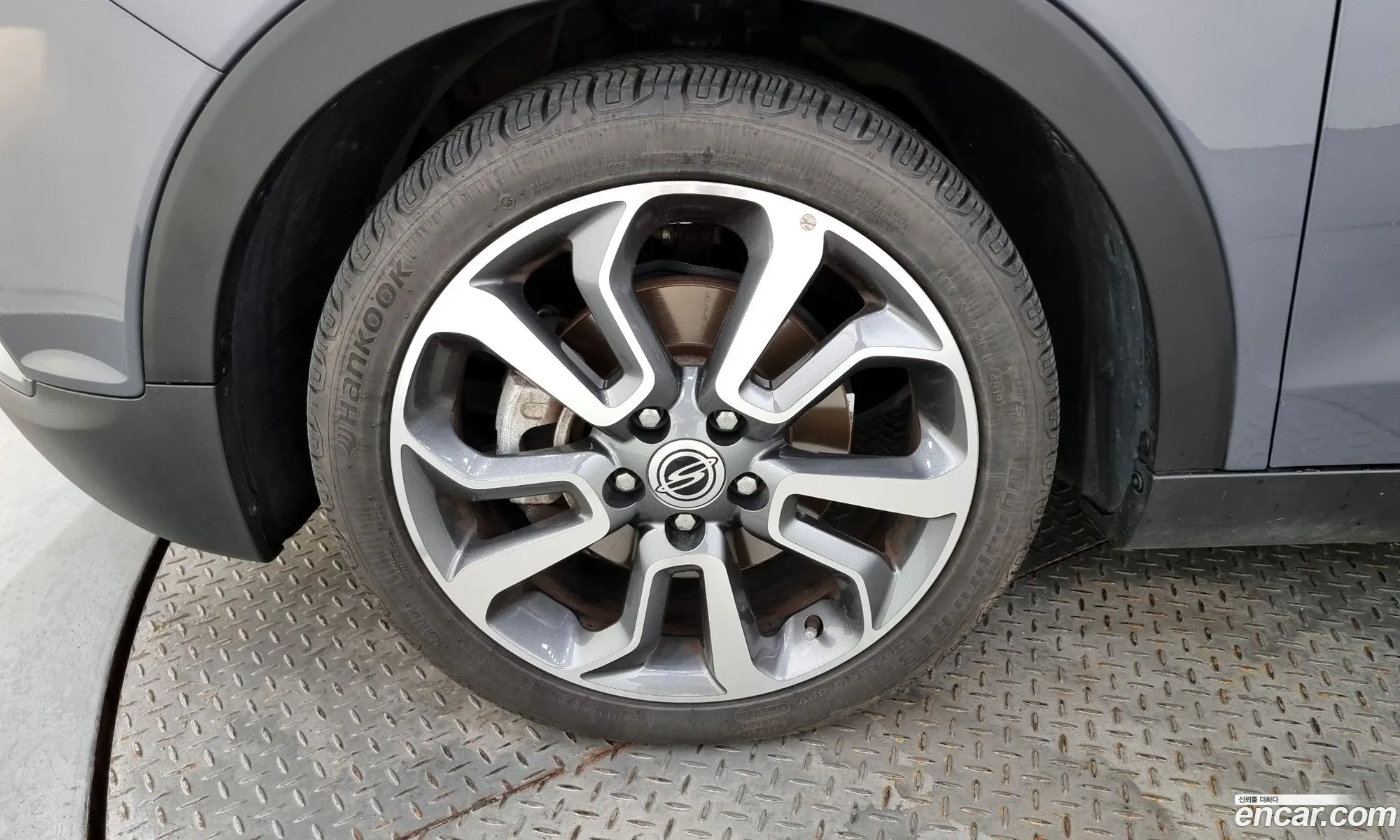 Kg Mobility Ssangyong Tivoli Diesel Lx 2Wd - фотография 7750359