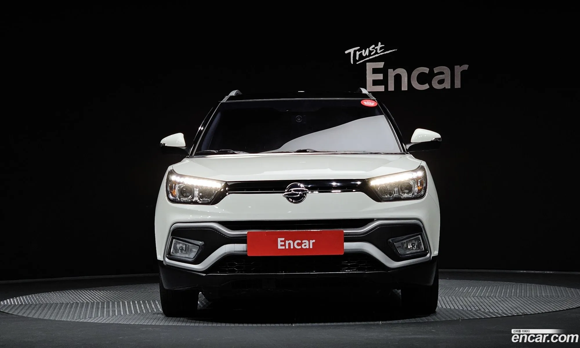 Kg Mobility Ssangyong Tivoli Air Diesel Ix 2Wd - фотография 6928496