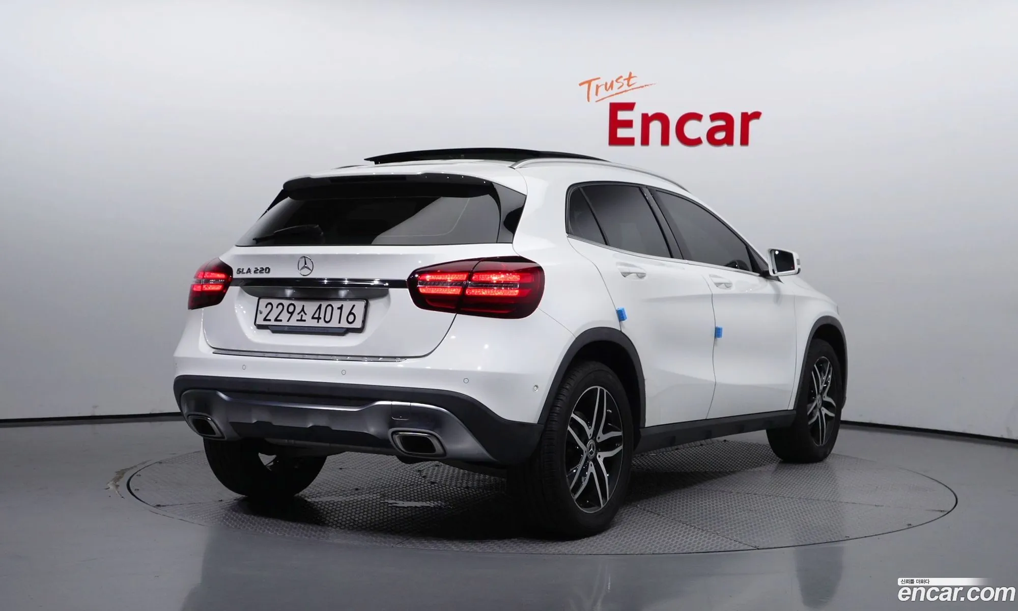 Mercedes Gla-Class X156 Gla220 Premium - фотография 19082008