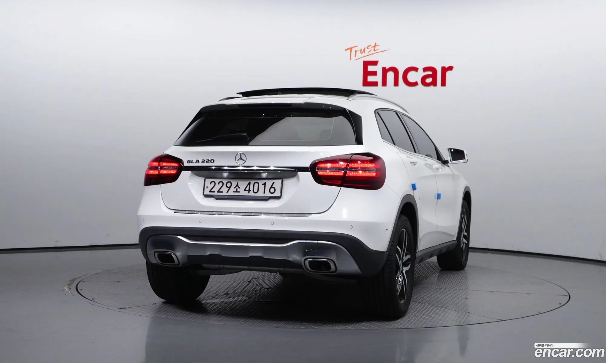 Mercedes Gla-Class X156 Gla220 Premium - фотография 19082010