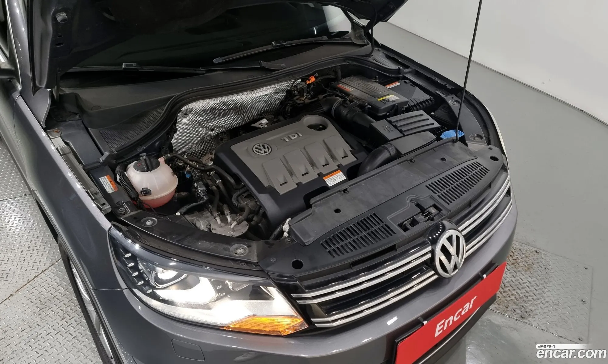Volkswagen New Tiguan 20 Tdi Comfort 5N - фотография 7715931