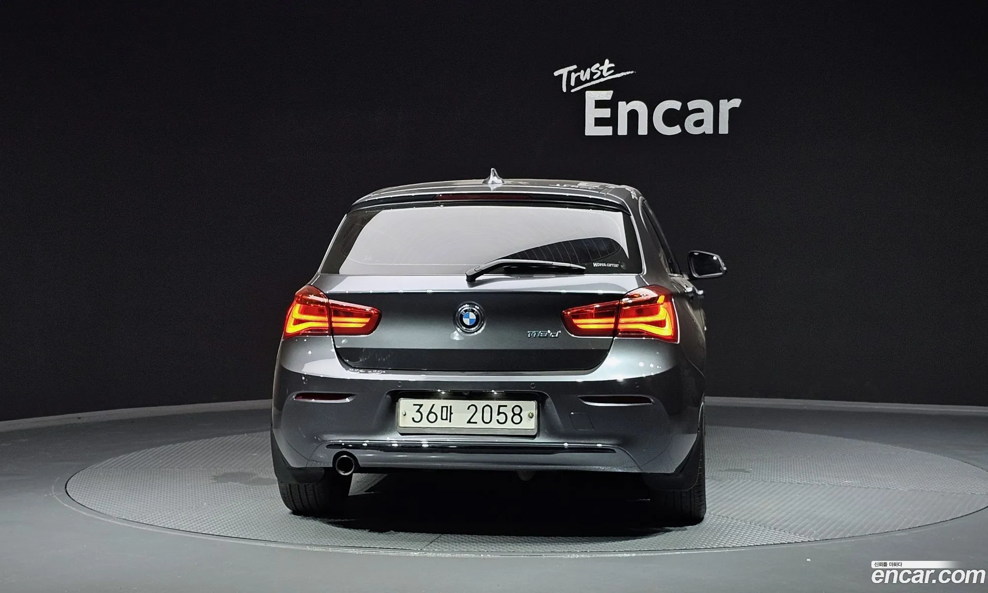 BMW 1 Series F20 118D Sports 5-Door - фотография 7171285