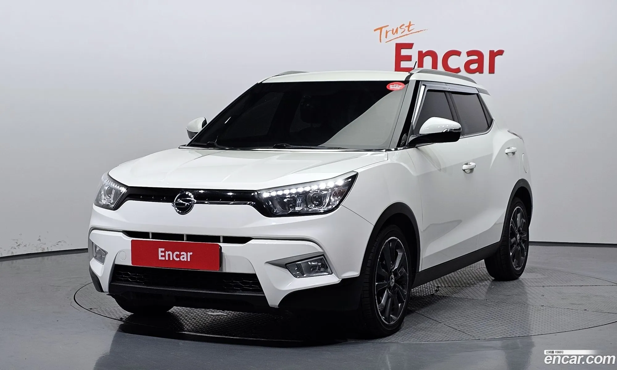 Kg Mobility Ssangyong Tivoli Diesel Vx 2Wd - фотография 8821678