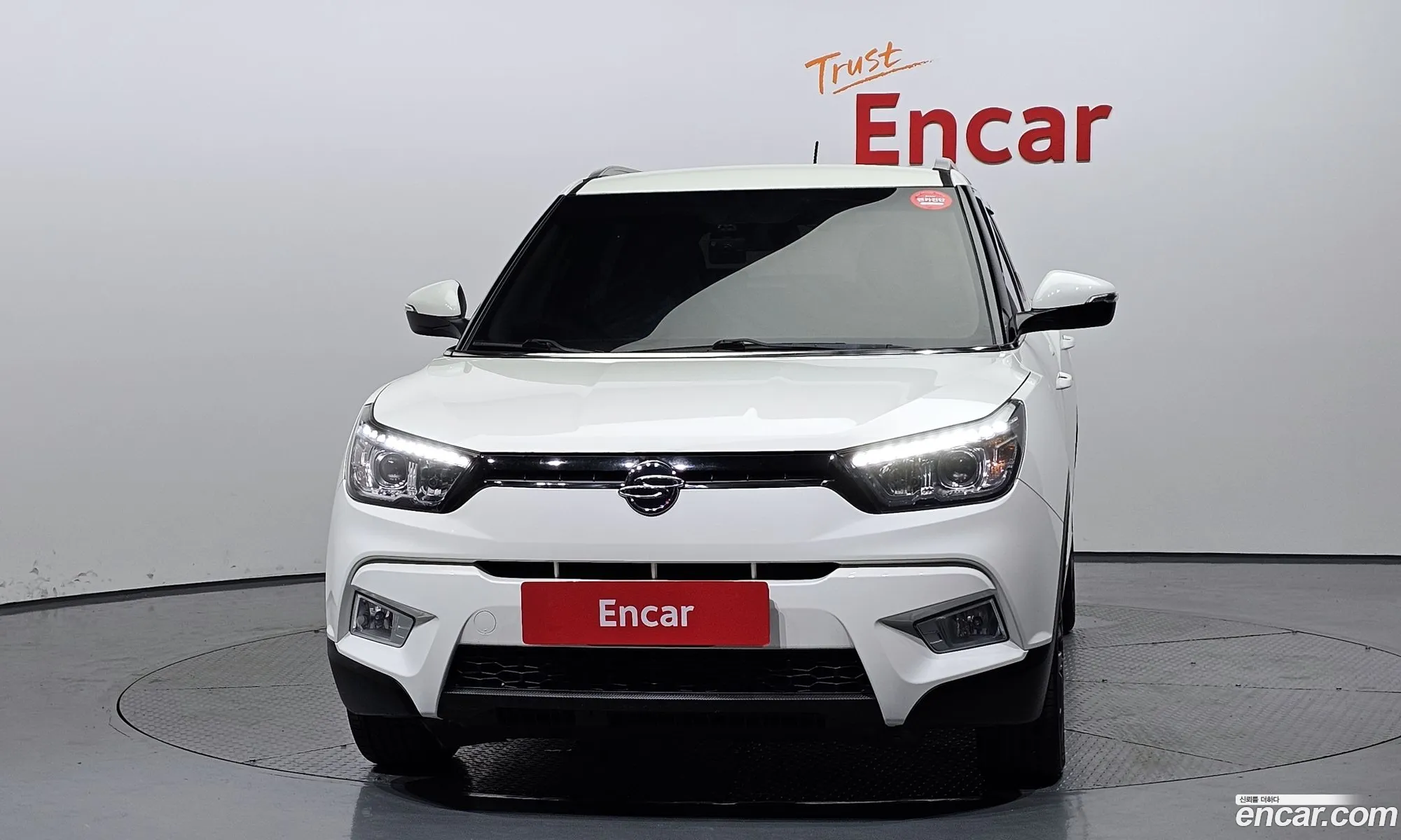 Kg Mobility Ssangyong Tivoli Diesel Vx 2Wd - фотография 8821680