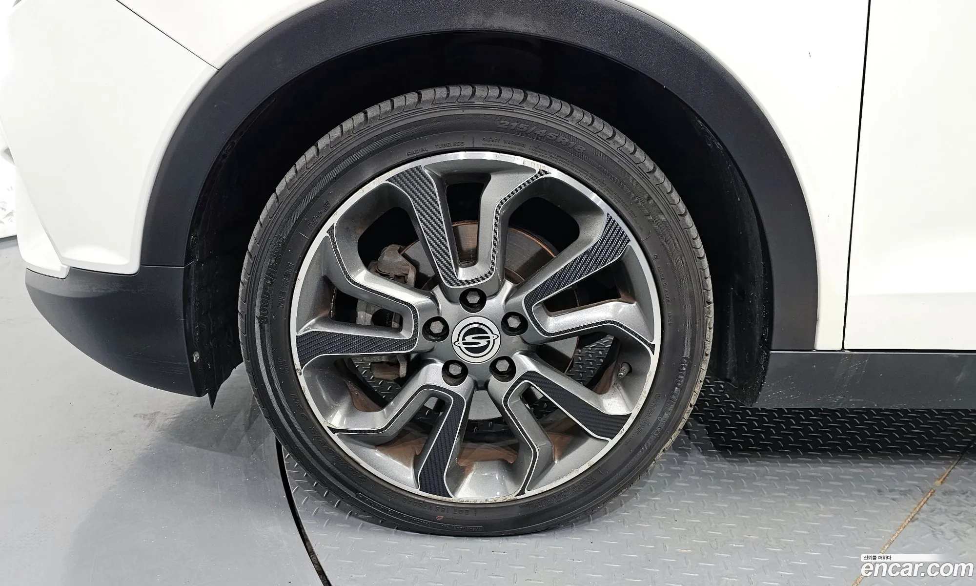 Kg Mobility Ssangyong Tivoli Diesel Vx 2Wd - фотография 8821682