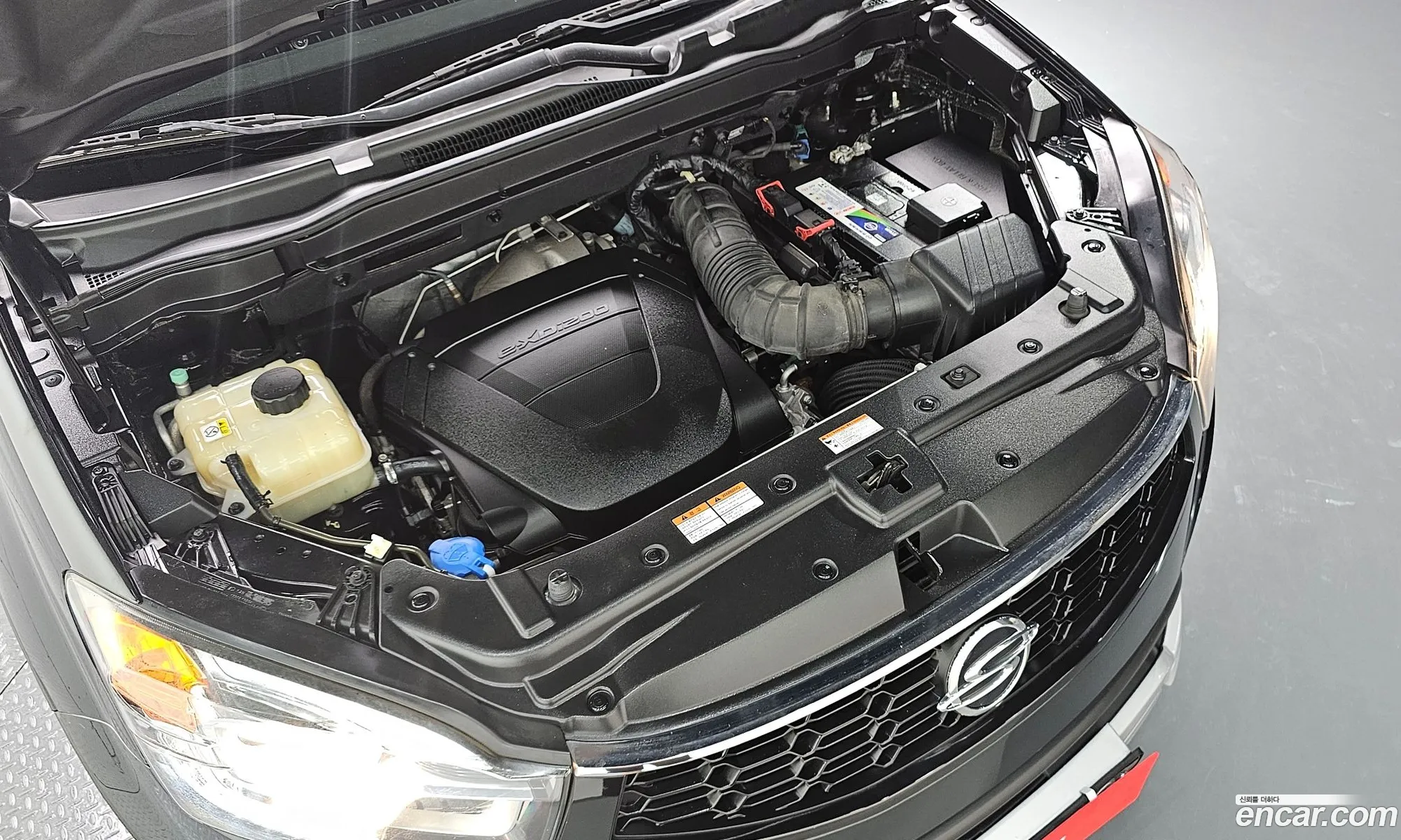 Kg Mobility Ssangyong New Korando C 20 Rx 2Wd Top-Of-The-Line Model - фотография 7215698