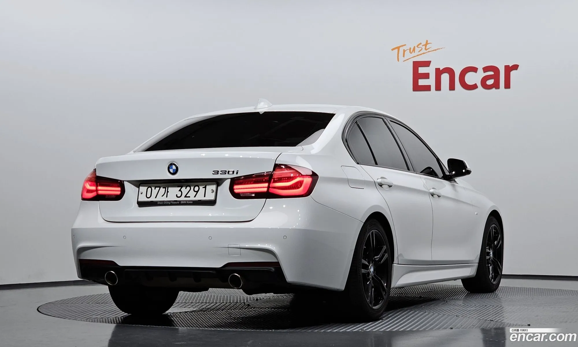 BMW 3 Series F30 330I M Sports Shadow - фотография 7435152