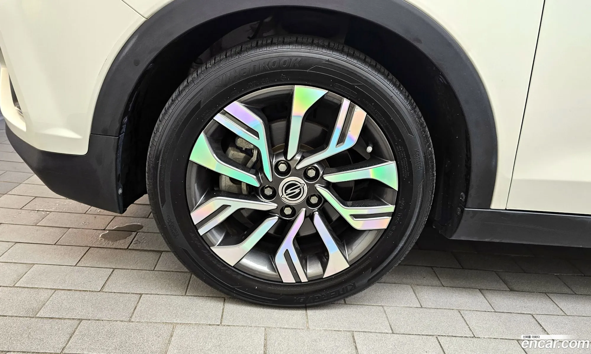 Kg Mobility Ssangyong Tivoli Armor Diesel Vx 2Wd - фотография 8254103