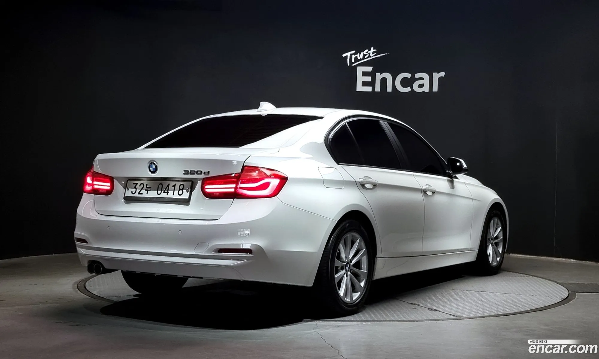 BMW 3 Series F30 320D - фотография 18080905