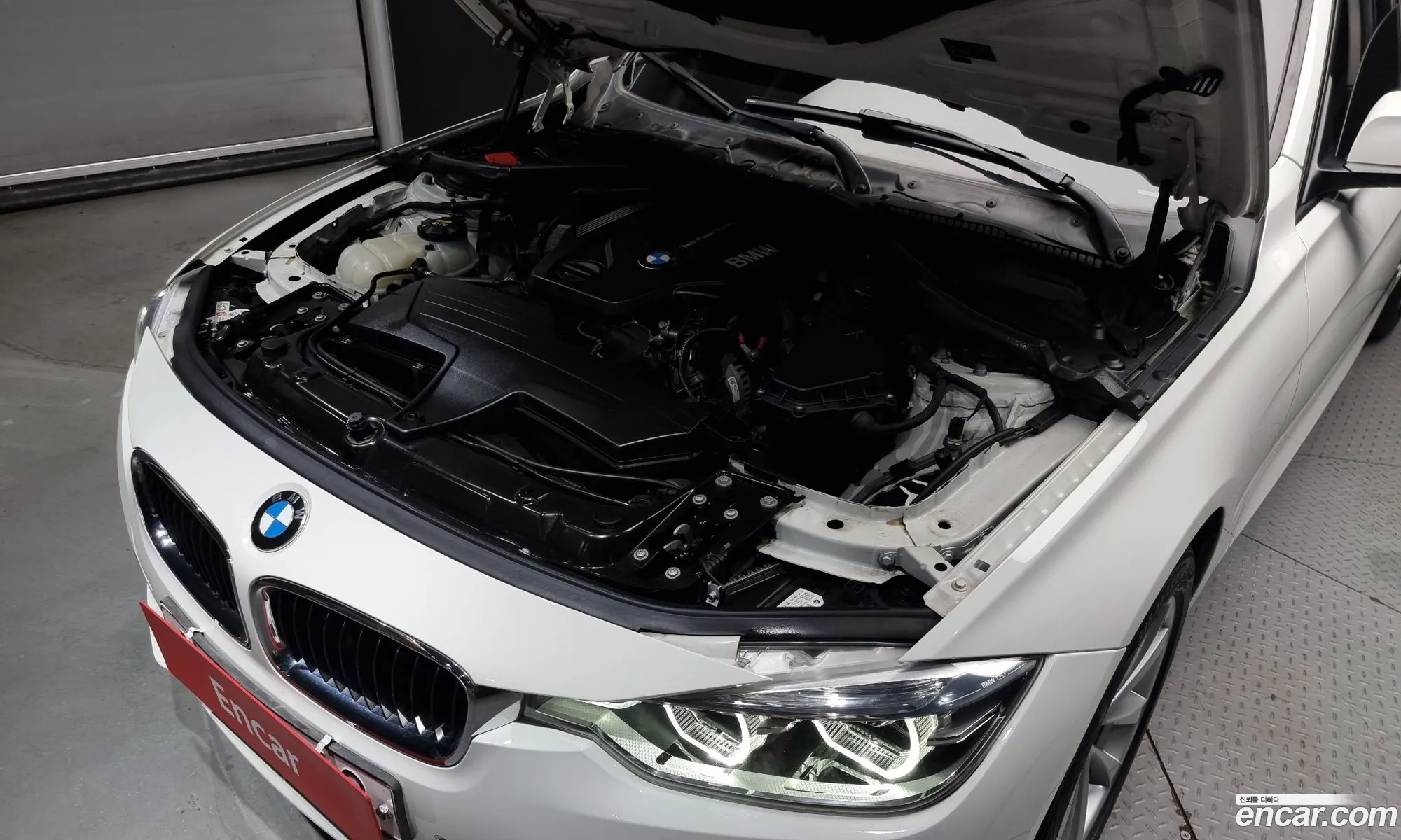BMW 3 Series F30 320D - фотография 18080909