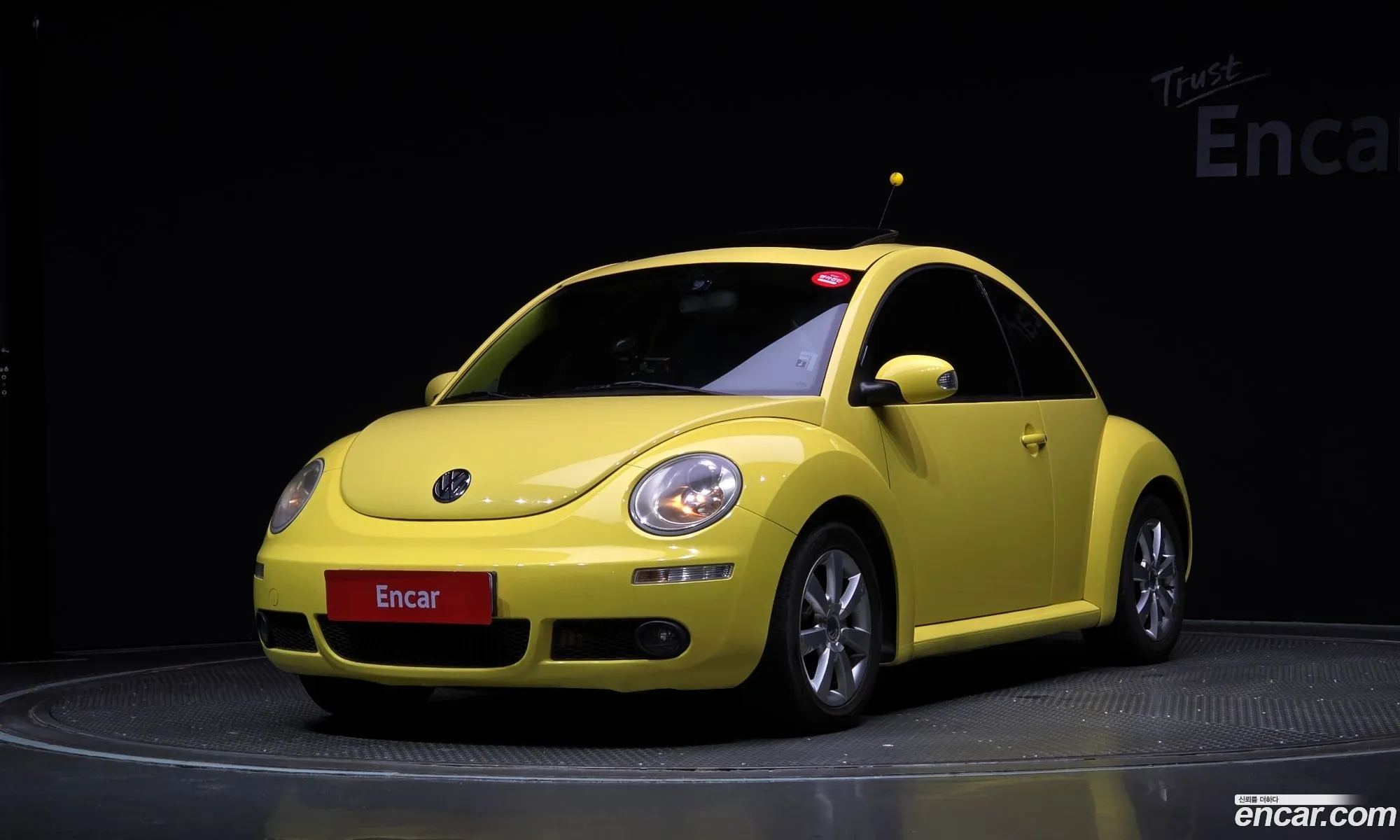 Volkswagen New Beetle Deluxe 20 9C - фотография 8482660