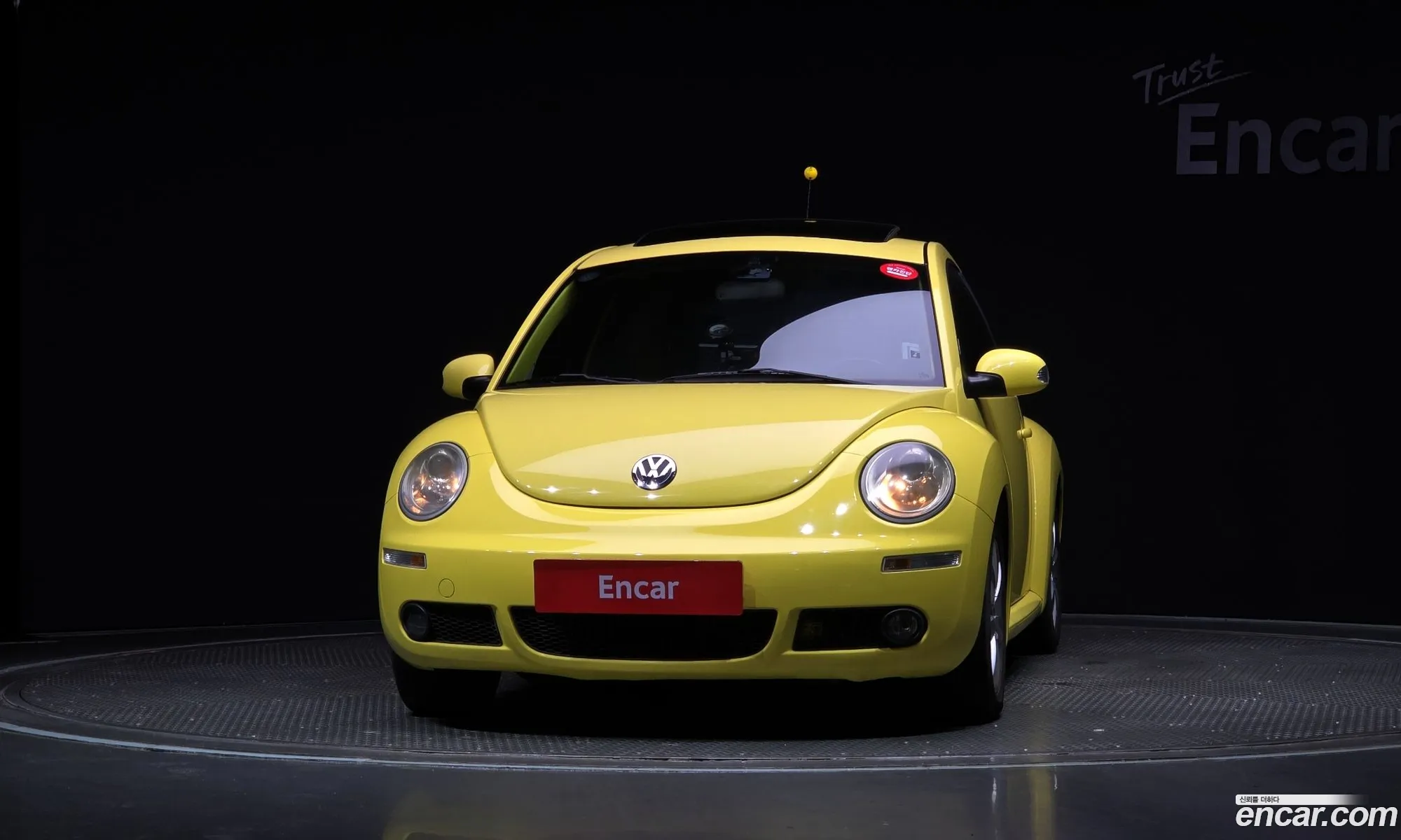 Volkswagen New Beetle Deluxe 20 9C - фотография 8482662