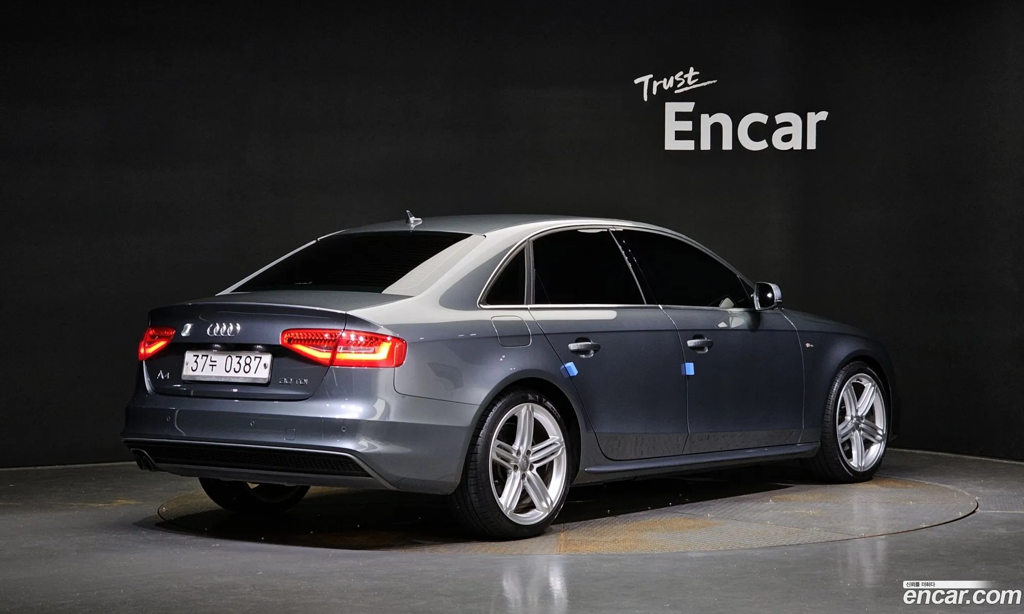 Audi New A4 30 Tdi Limited Edition B8 - фотография 211556