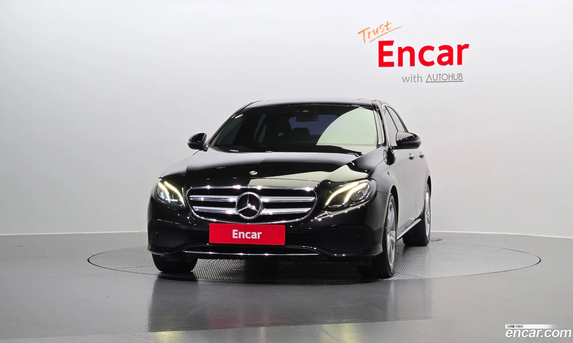Mercedes E-Class W213 E200 Avantgarde - фотография 19109818
