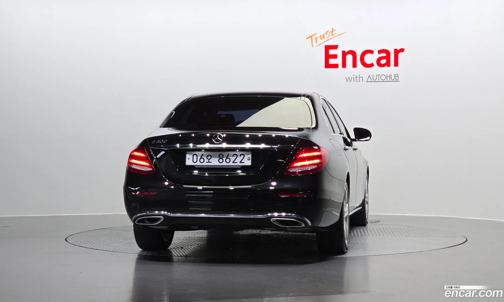 Mercedes E-Class W213 E200 Avantgarde - фотография 19109819