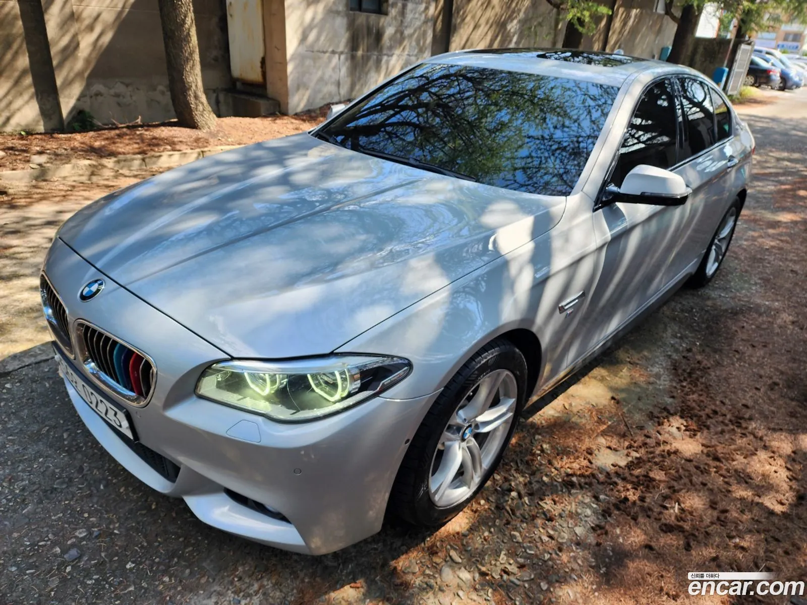 BMW 5 Series F10 520D xDrive M Aerodynamics - фотография 18102416