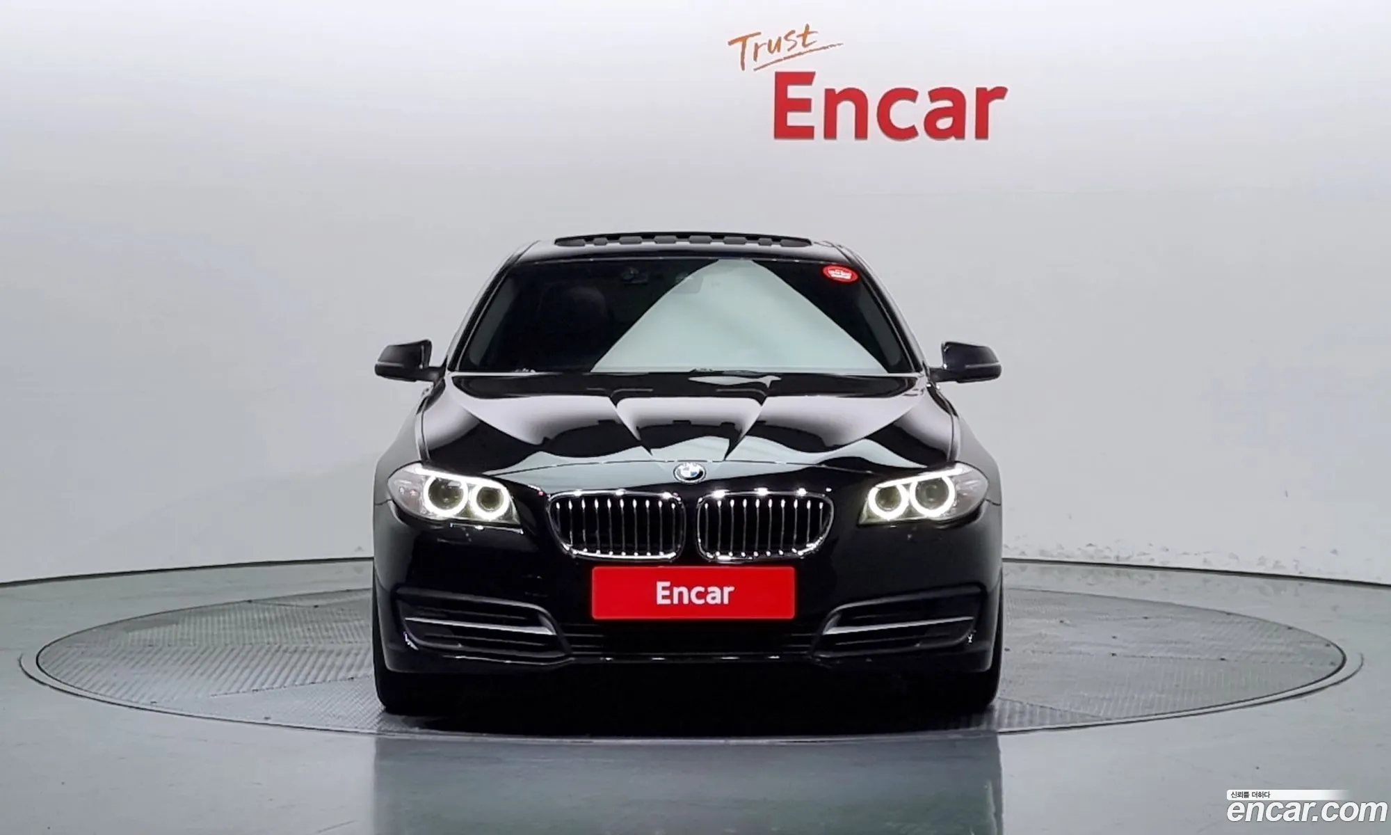 BMW 5 Series F10 520D - фотография 18125725