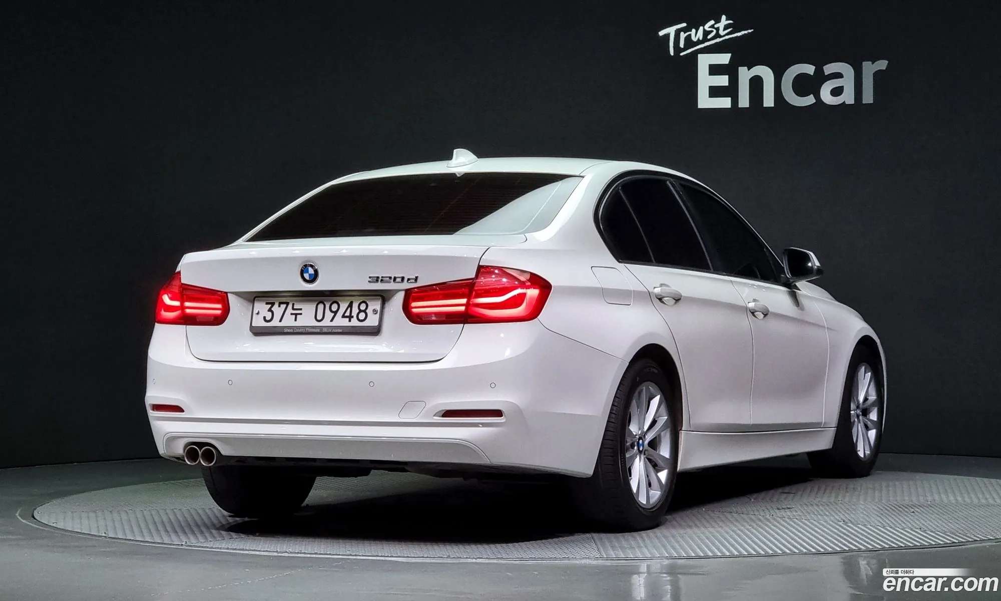 BMW 3 Series F30 320D - фотография 18134982