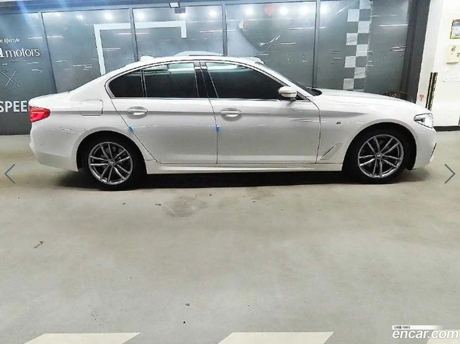 BMW 5 Series G30 520I M Sports - фотография 18081228