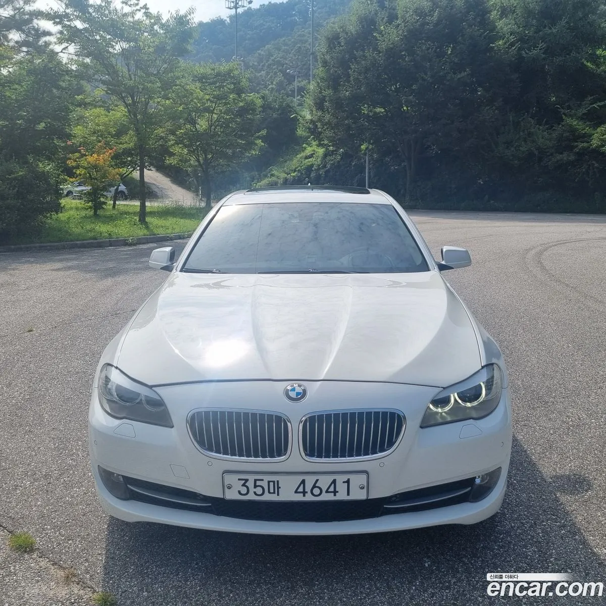BMW 5 Series F10 520D - фотография 18102430