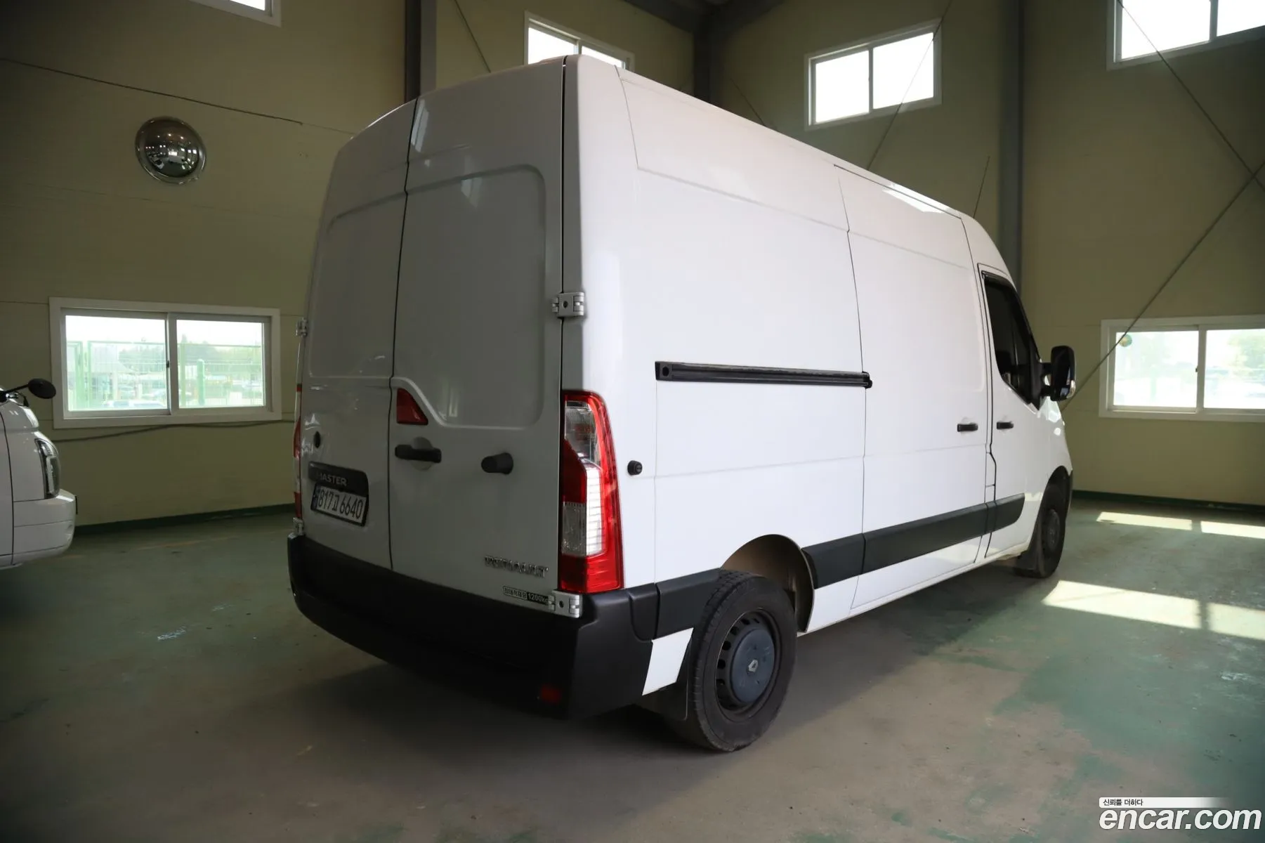 Renault Korea Samsung Master 23 Van L - фотография 6554157