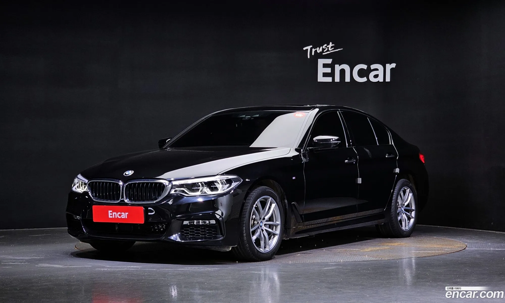 BMW 5 Series G30 520D M Sports - фотография 7035782