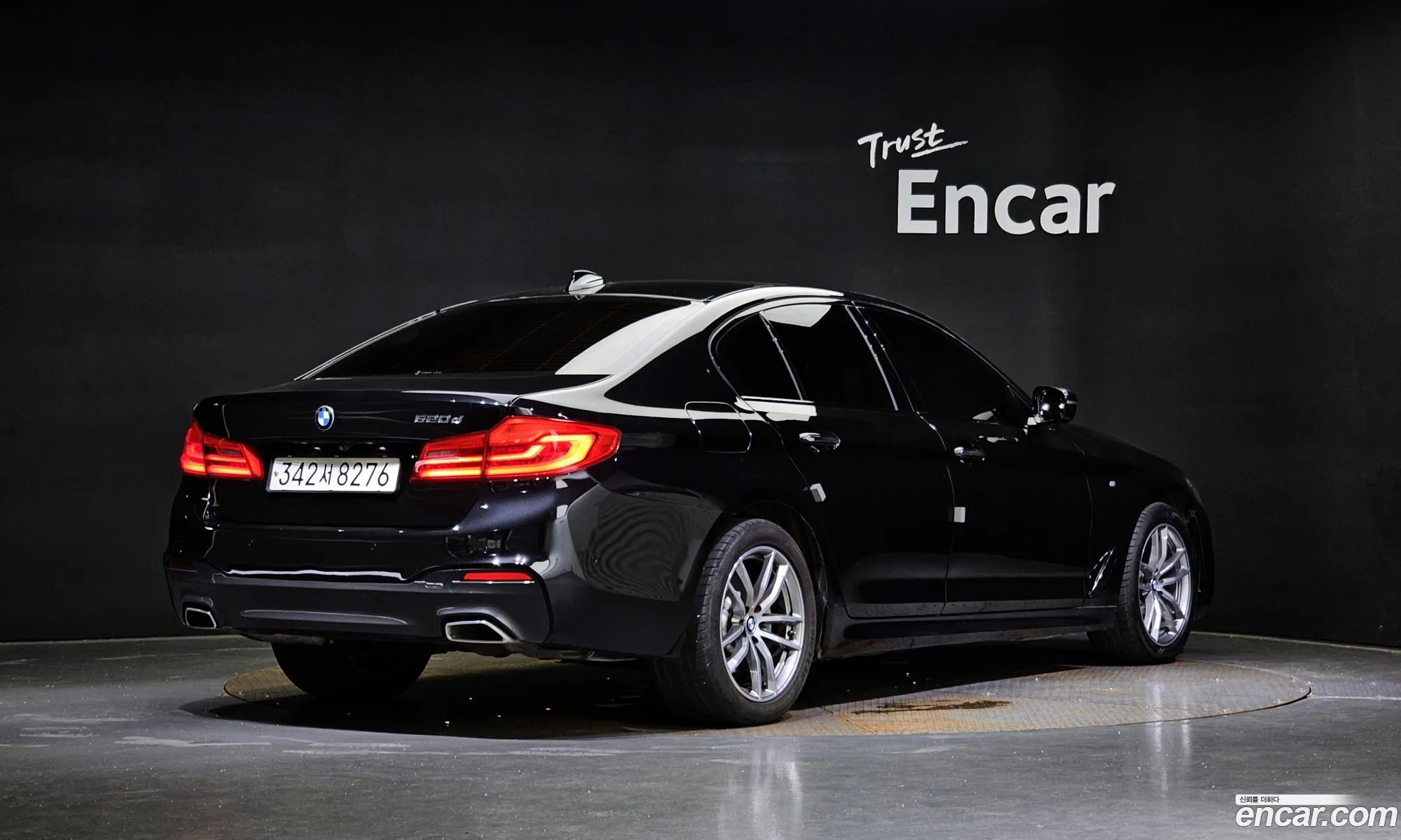 BMW 5 Series G30 520D M Sports - фотография 7035783