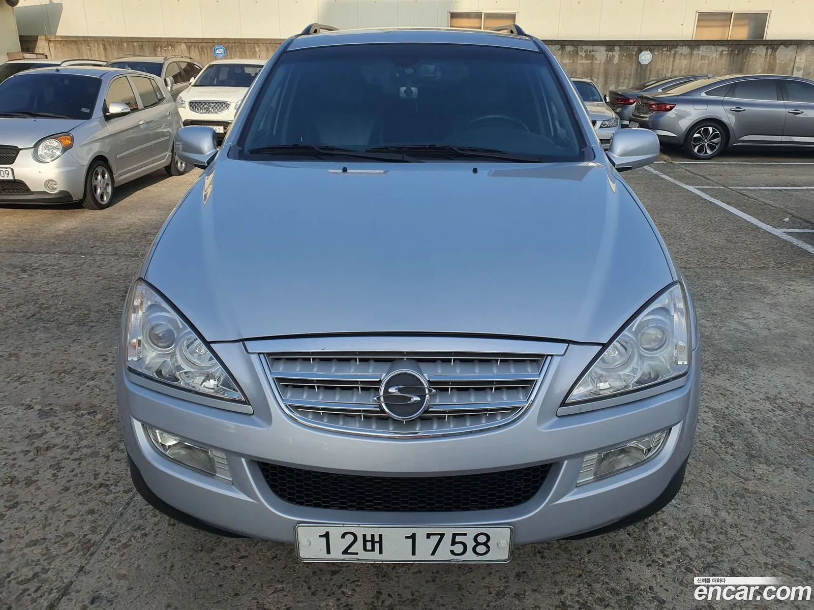 Kg Mobility Ssangyong New Kyron 5-Seater 20 2Wd Lv6 Basic Model - фотография 8763357